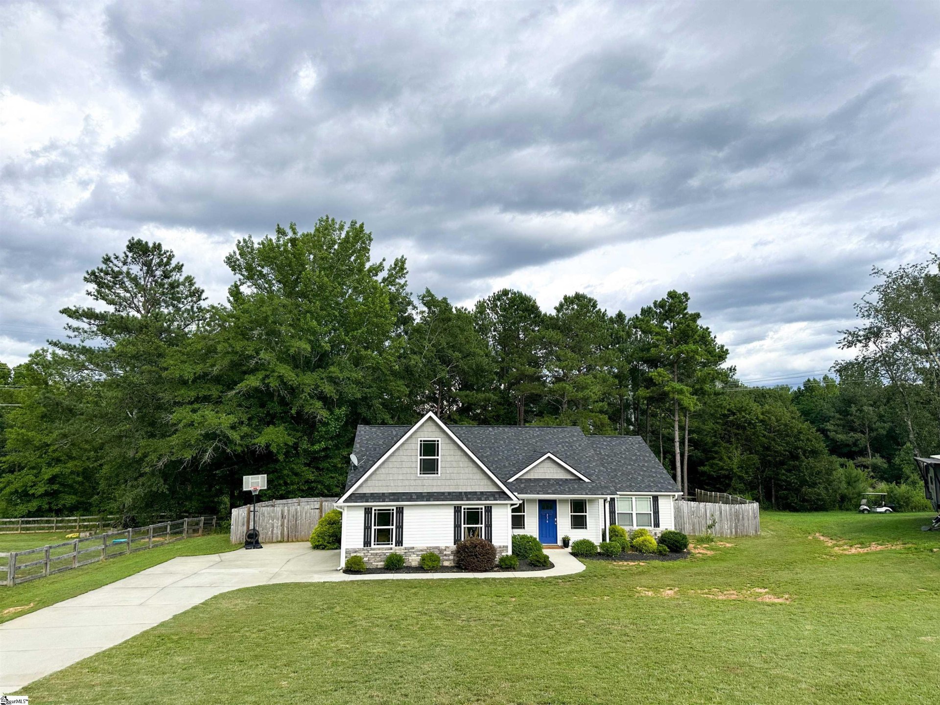 Property image 1 at 236 Redcoat Court, Simpsonville, SC 29680