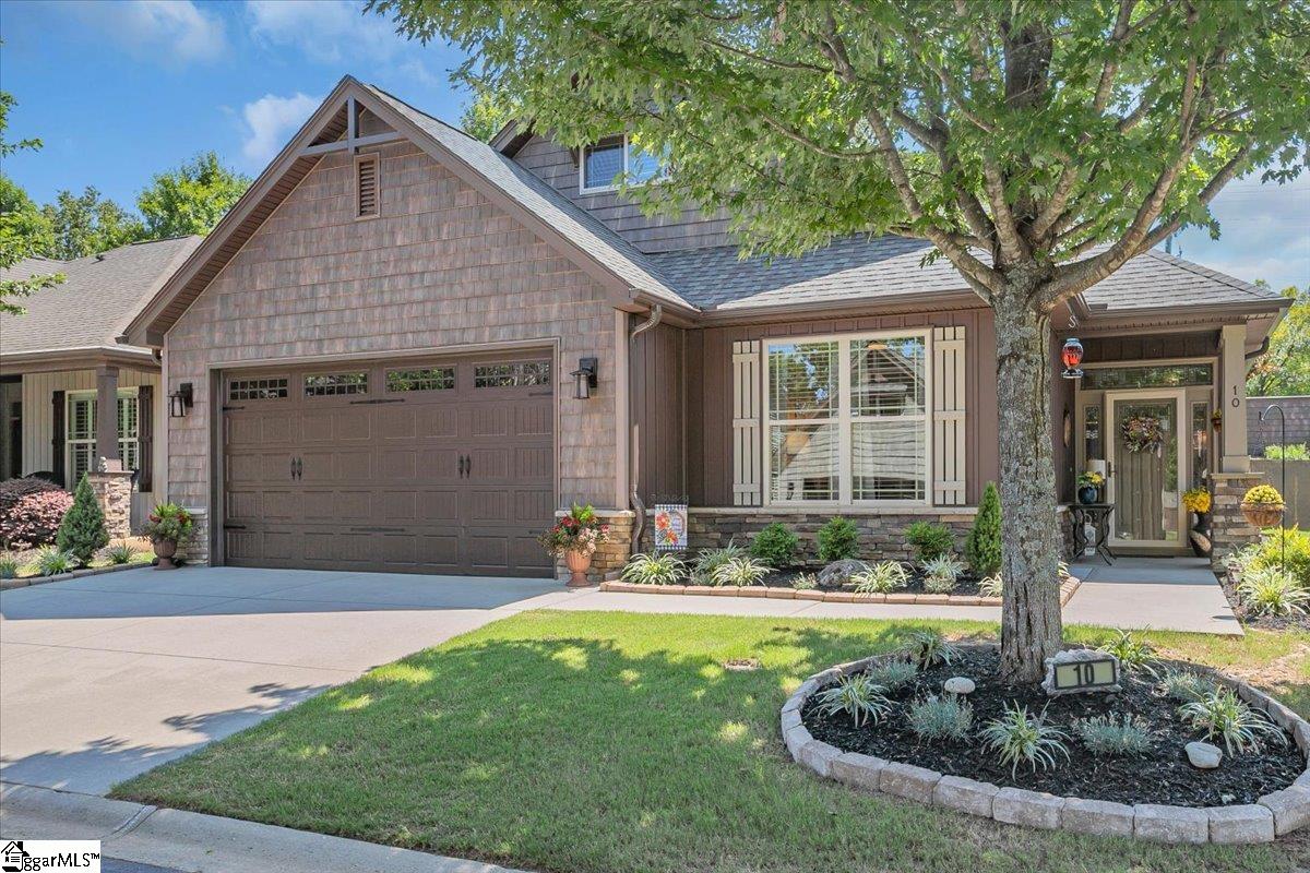 Property image 1 at 10 Litten Way, Greenville, SC 29615