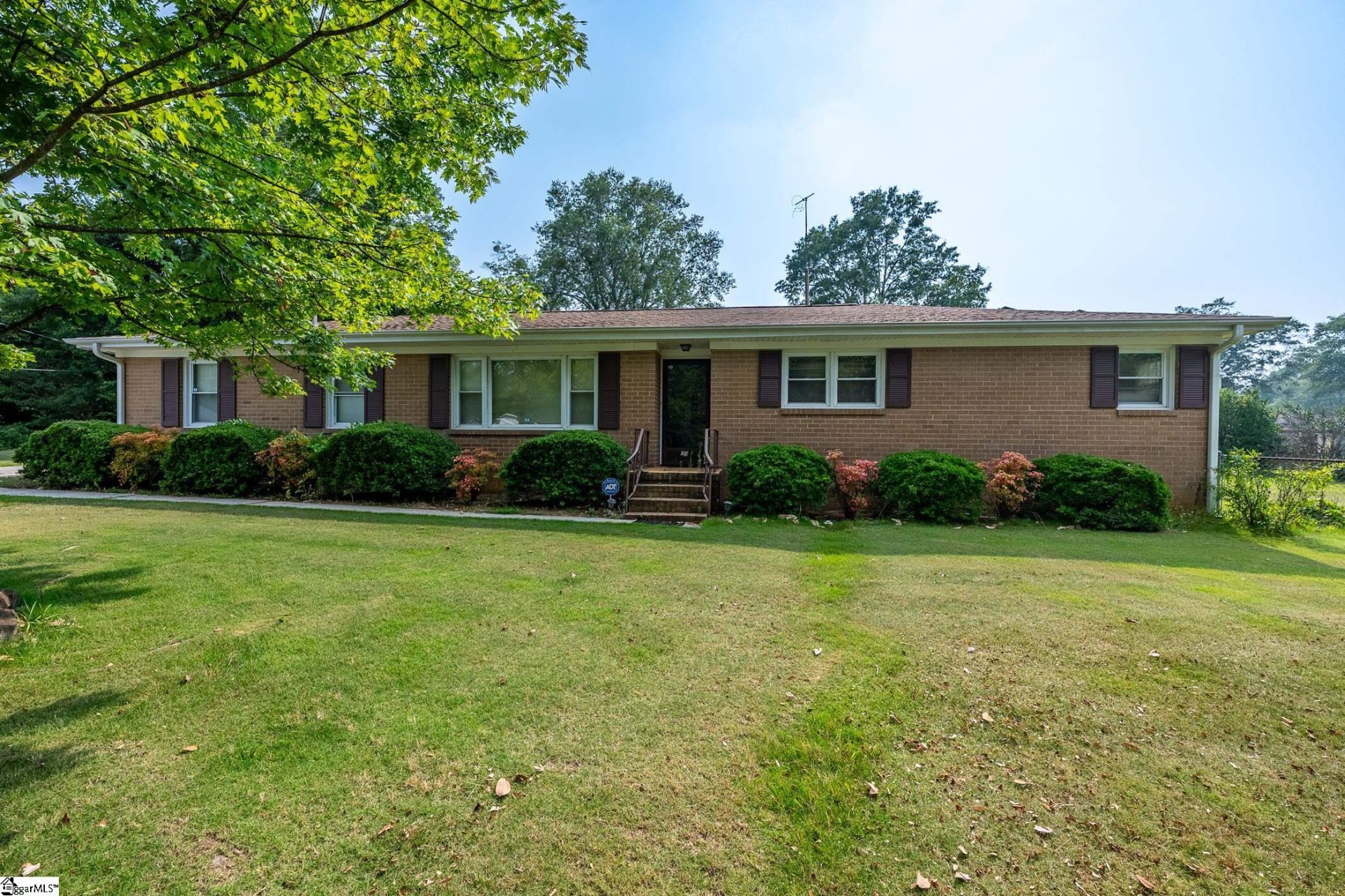 Property image 1 at 23 Hampton Court, Greenville, SC 29609