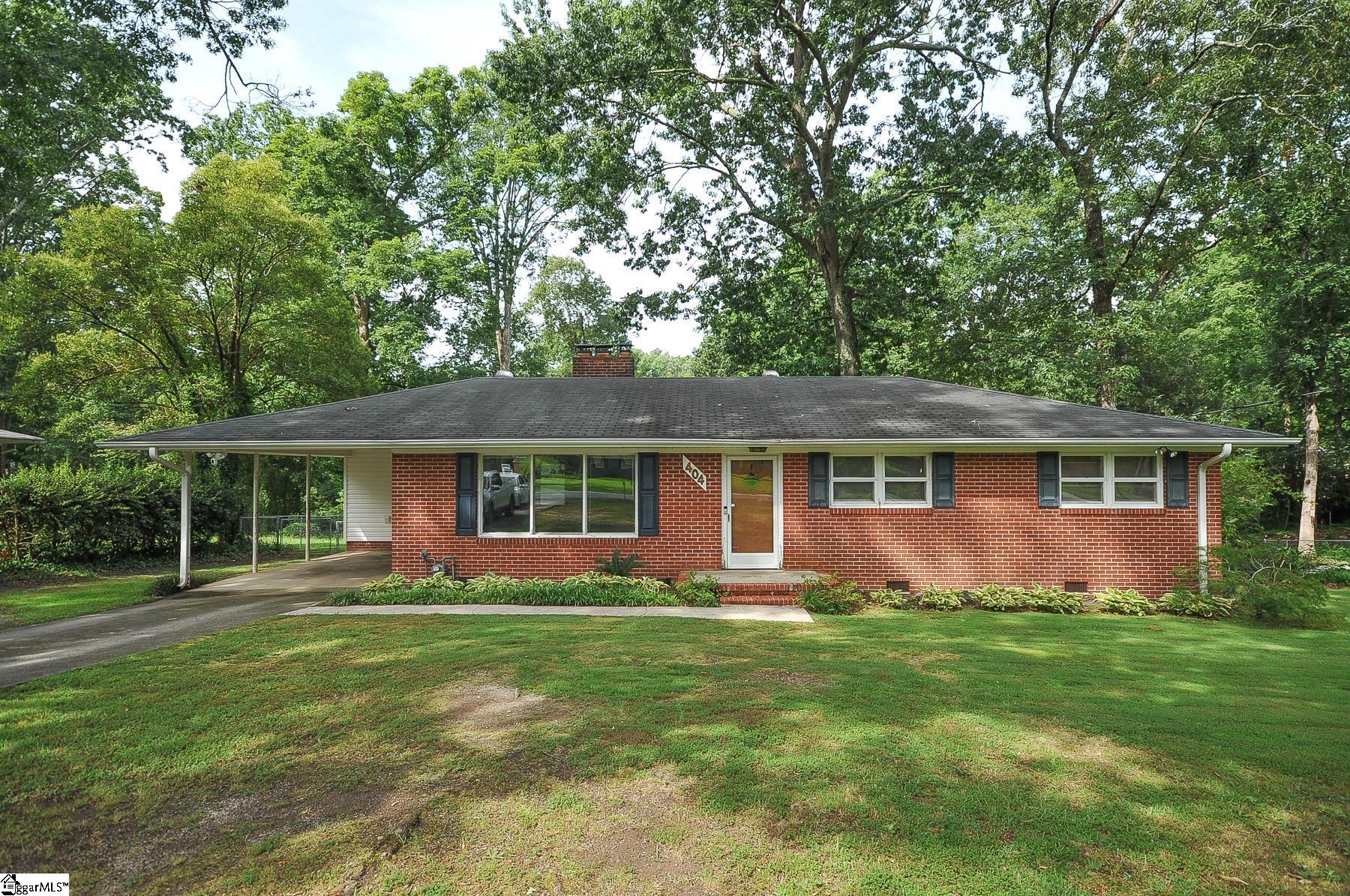 Property image 1 at 404 Elizabeth Drive, Greenville, SC 29615