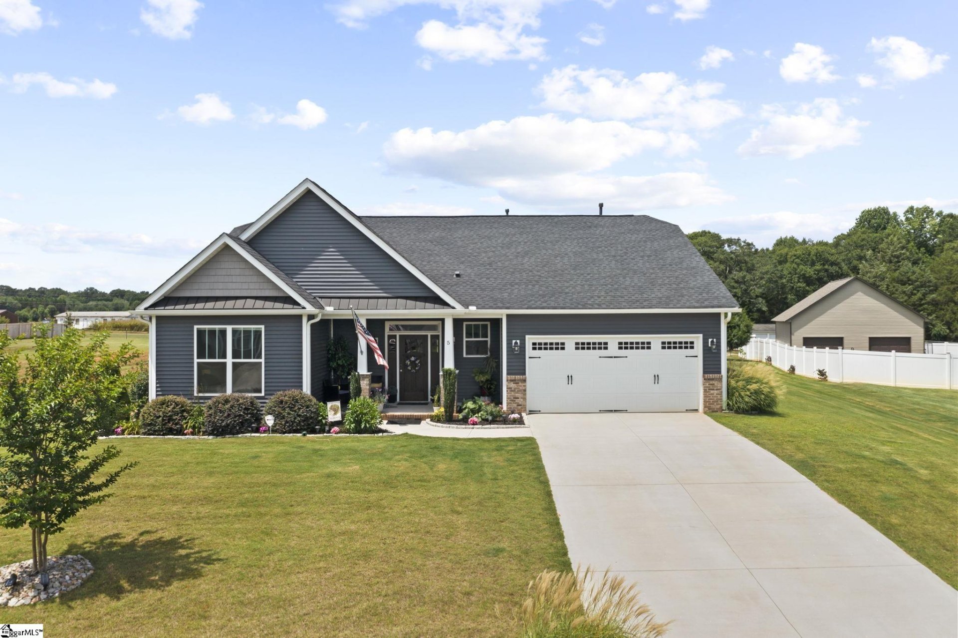 Property image 1 at 5 Fitzwilliam Place, Piedmont, SC 29673