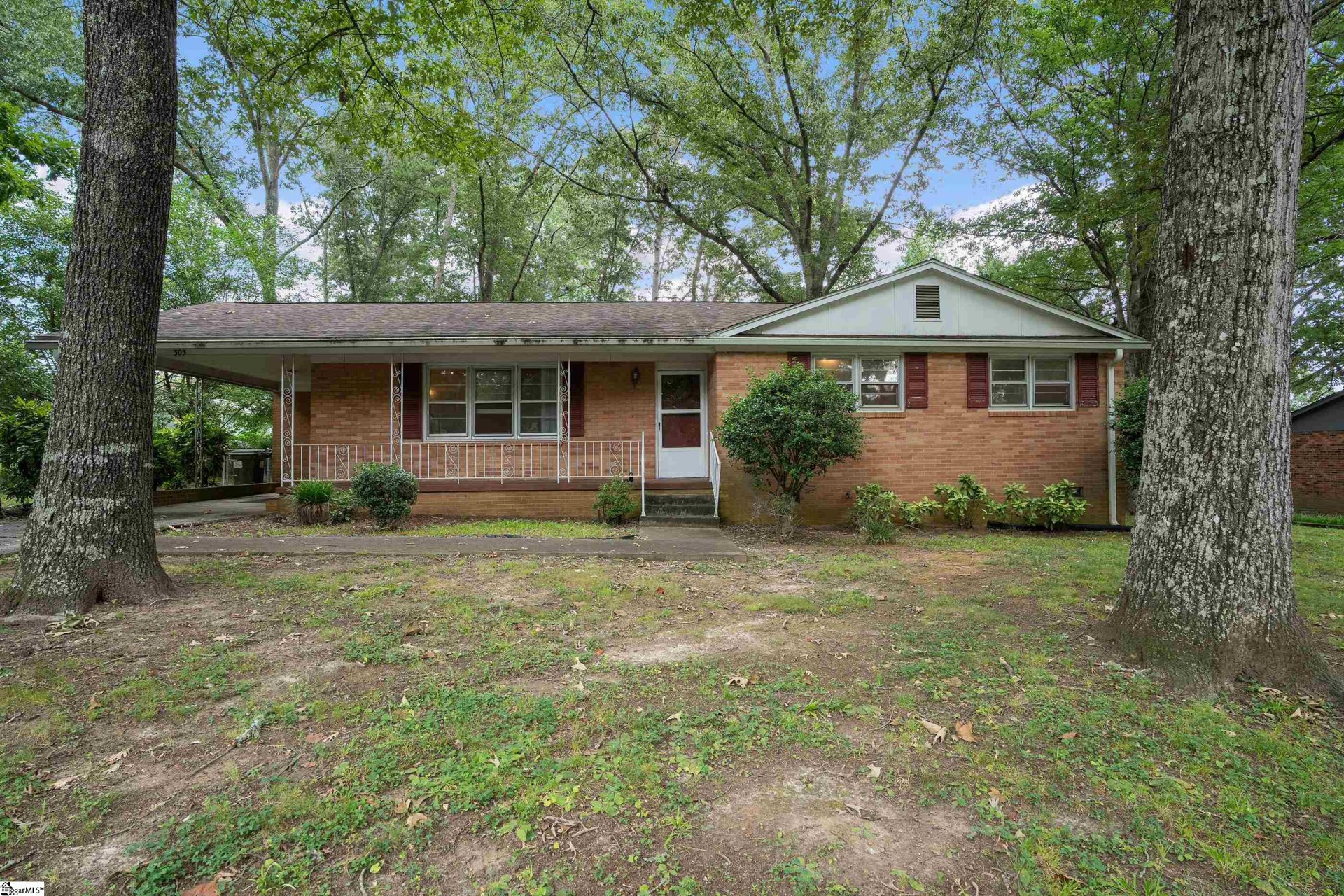 Property image 1 at 303 Creighton Drive, Taylors, SC 29687-3617