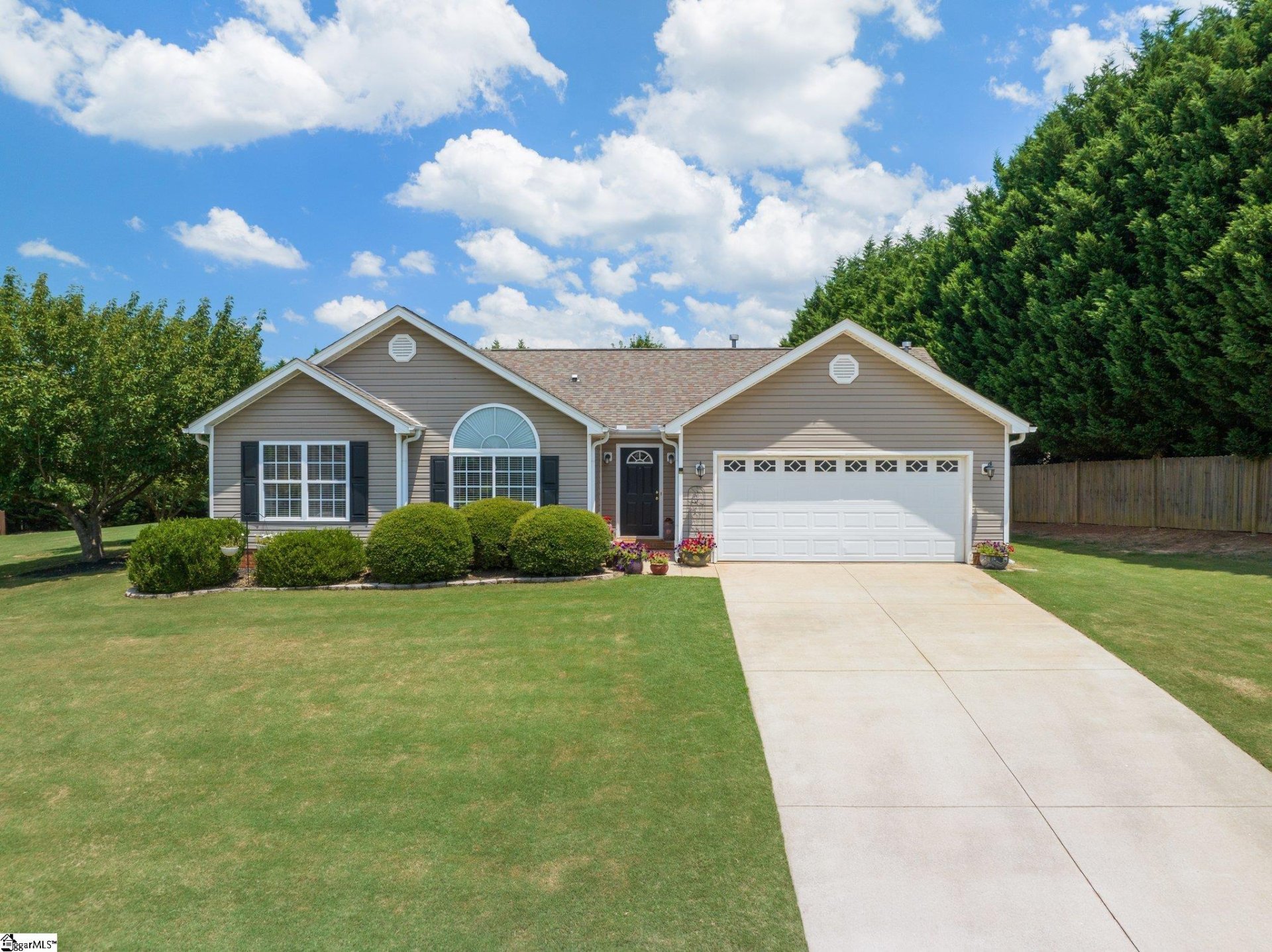 Property image 1 at 124 Cotton Hill Lane, Greer, SC 29651