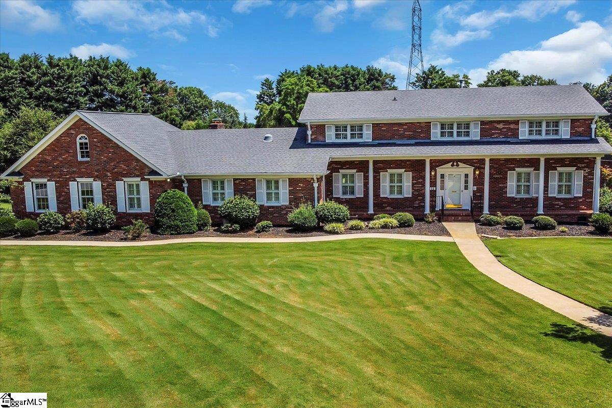 Property image 1 at 14 Queens Way, Greenville, SC 29615