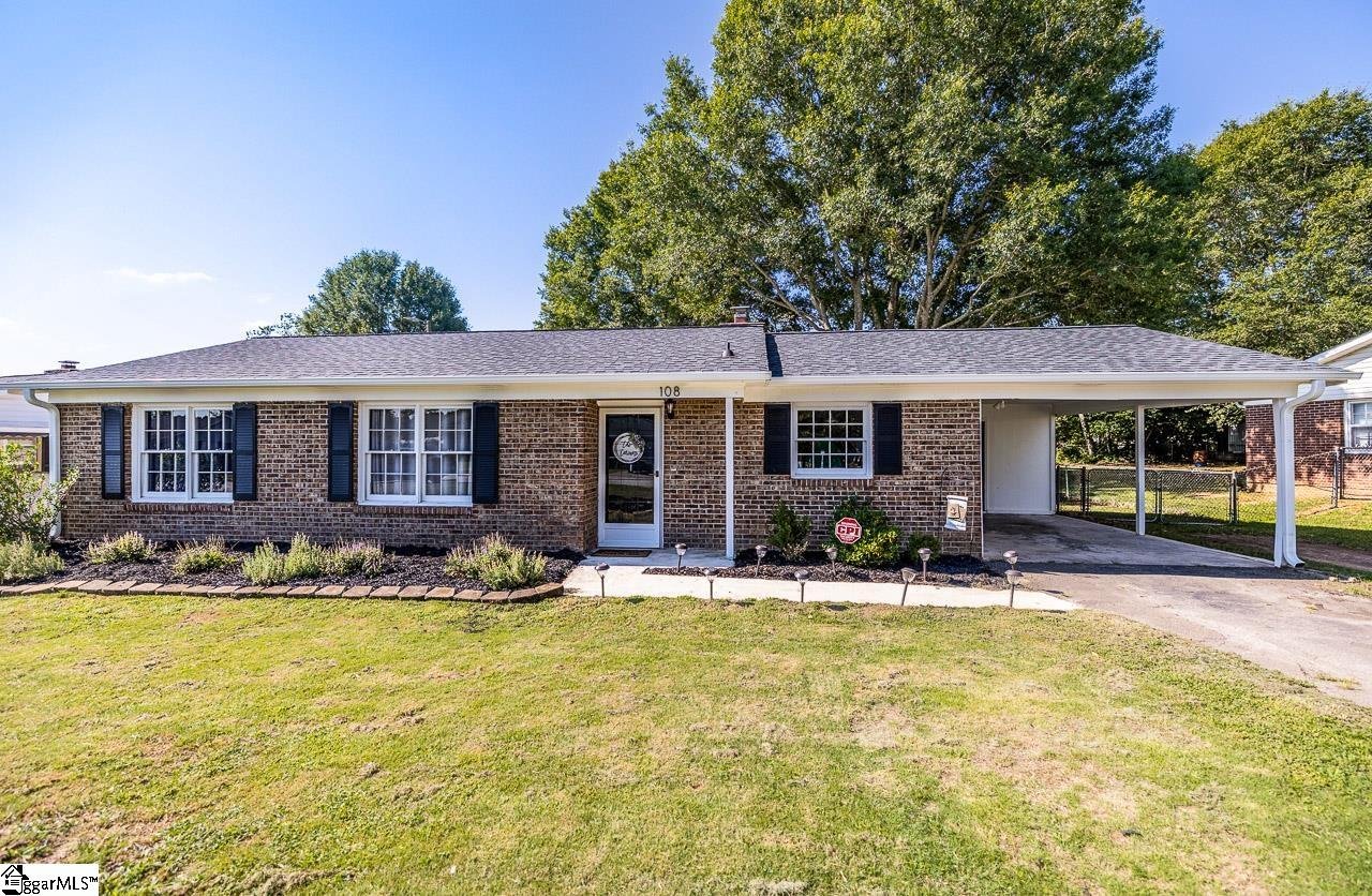 Property image 1 at 108 Palamon Street, Piedmont, SC 29673