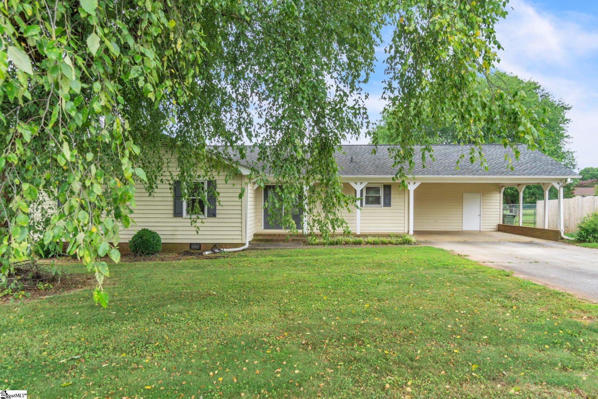 Property image 1 at 105 Cauthen Court, Moore, SC 29369