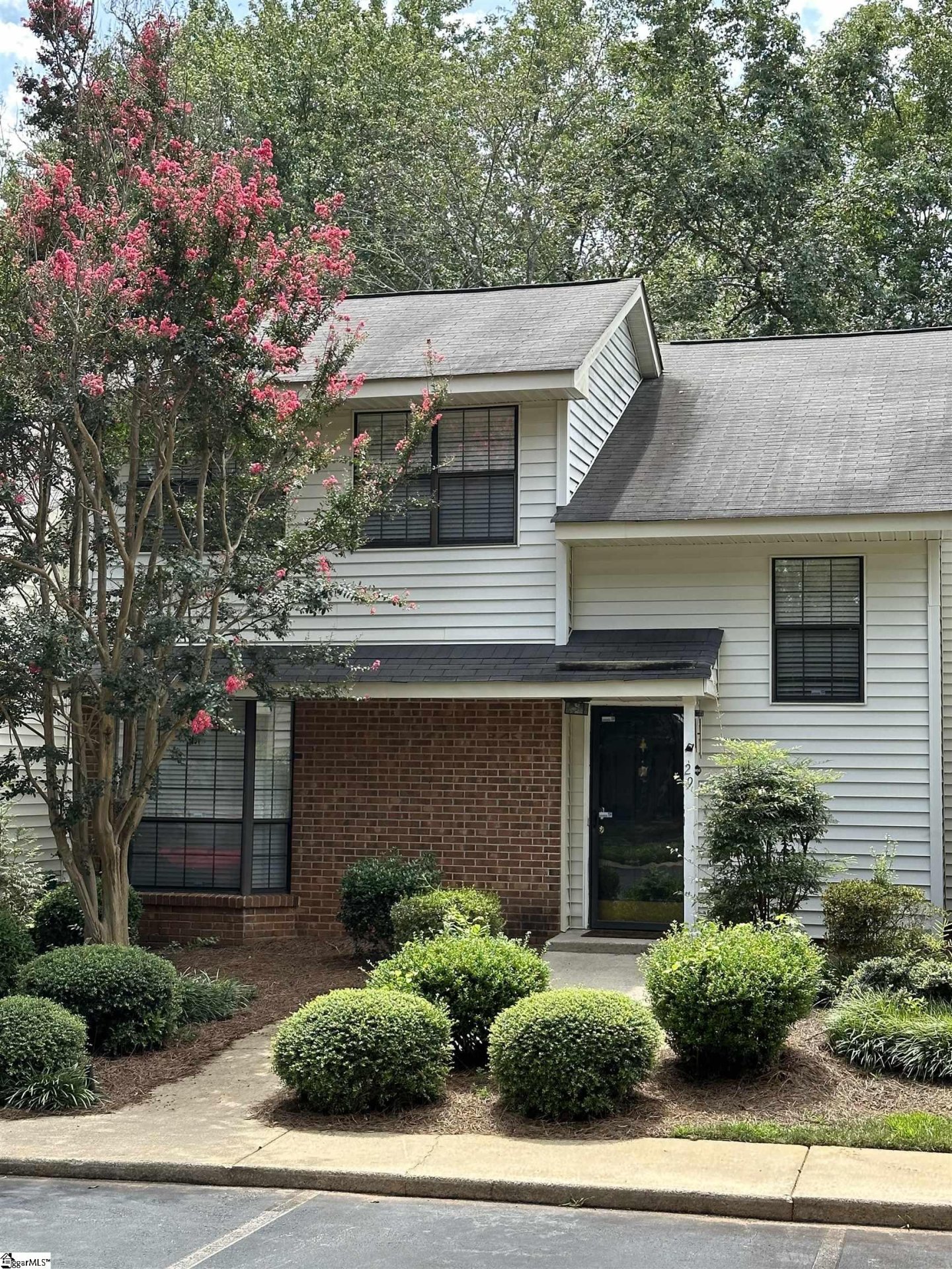 29 Forest Lake Drive