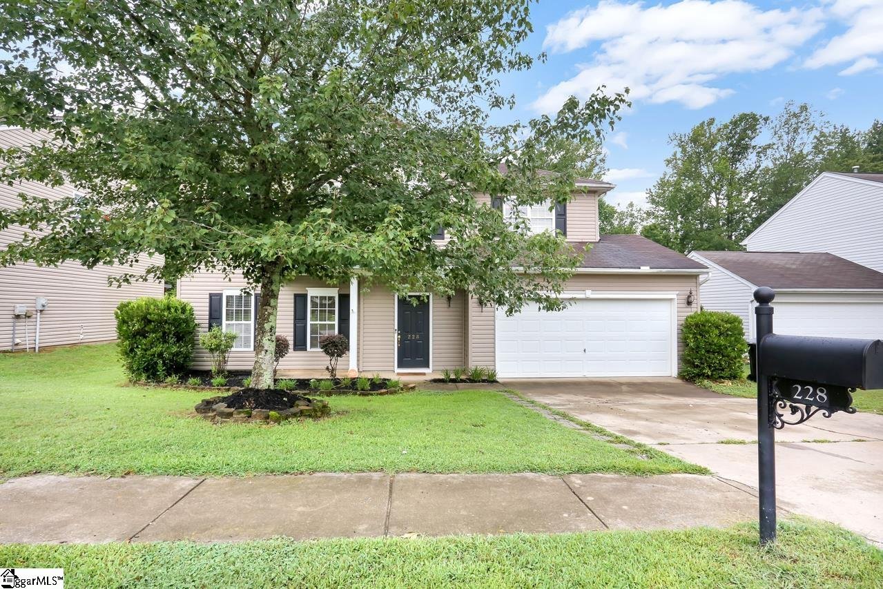 Property image 1 at 228 Garfield Lane, Simpsonville, SC 29681