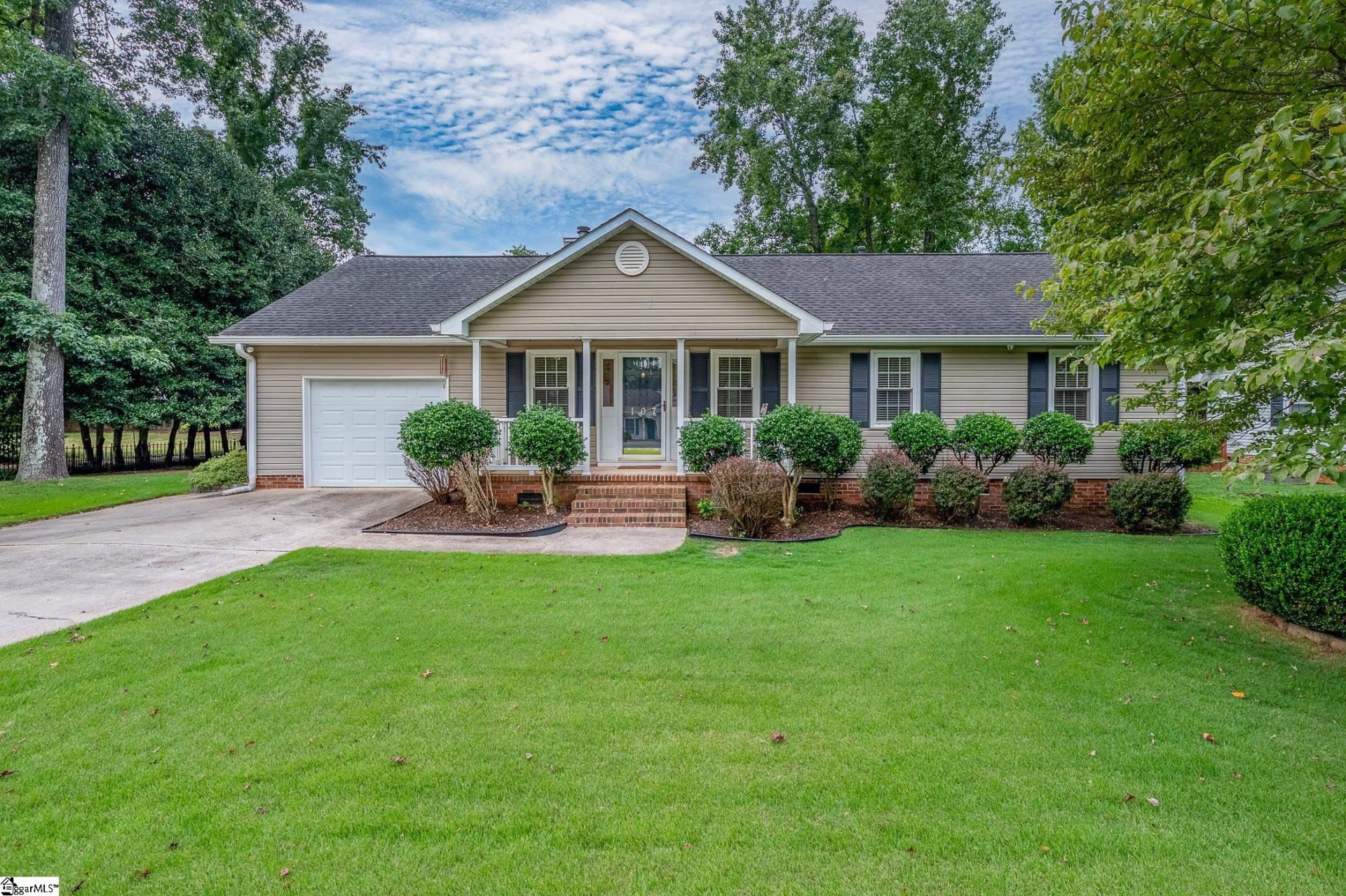 Property at 107 Waterbury Court, Simpsonville, SC 29680