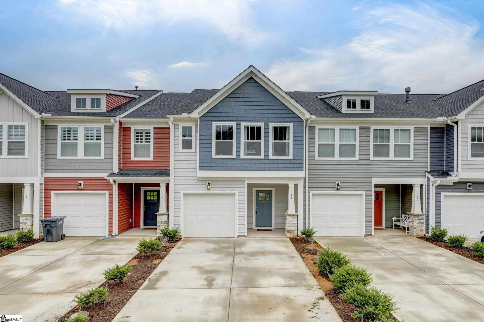 Property image 1 at 11 Mardale Lane, Greenville, SC 29609