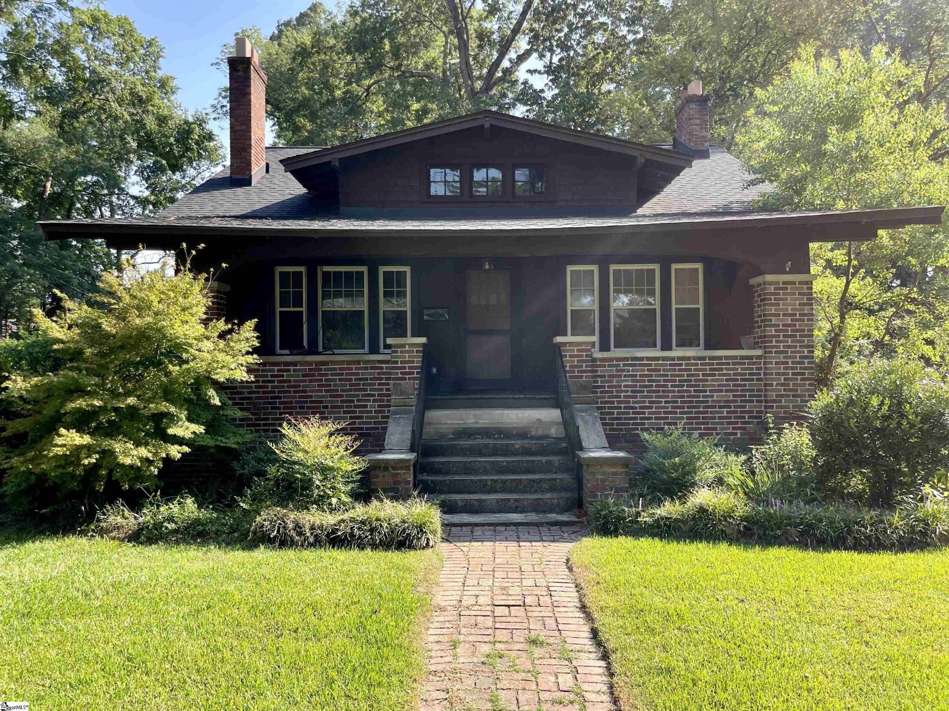 Property image 1 at 406 Calvert Avenue, Clinton, SC 29325