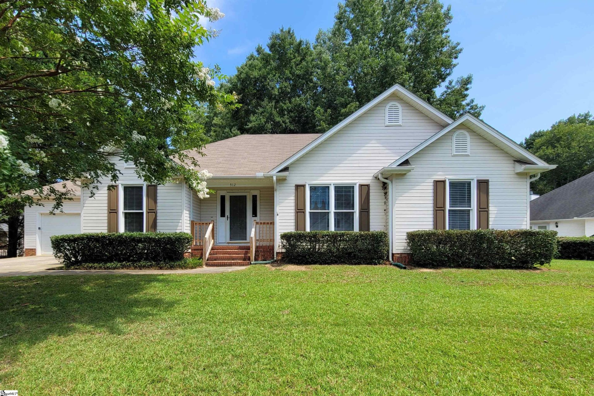 Property image 1 at 512 Two Gait Lane, Simpsonville, SC 29680