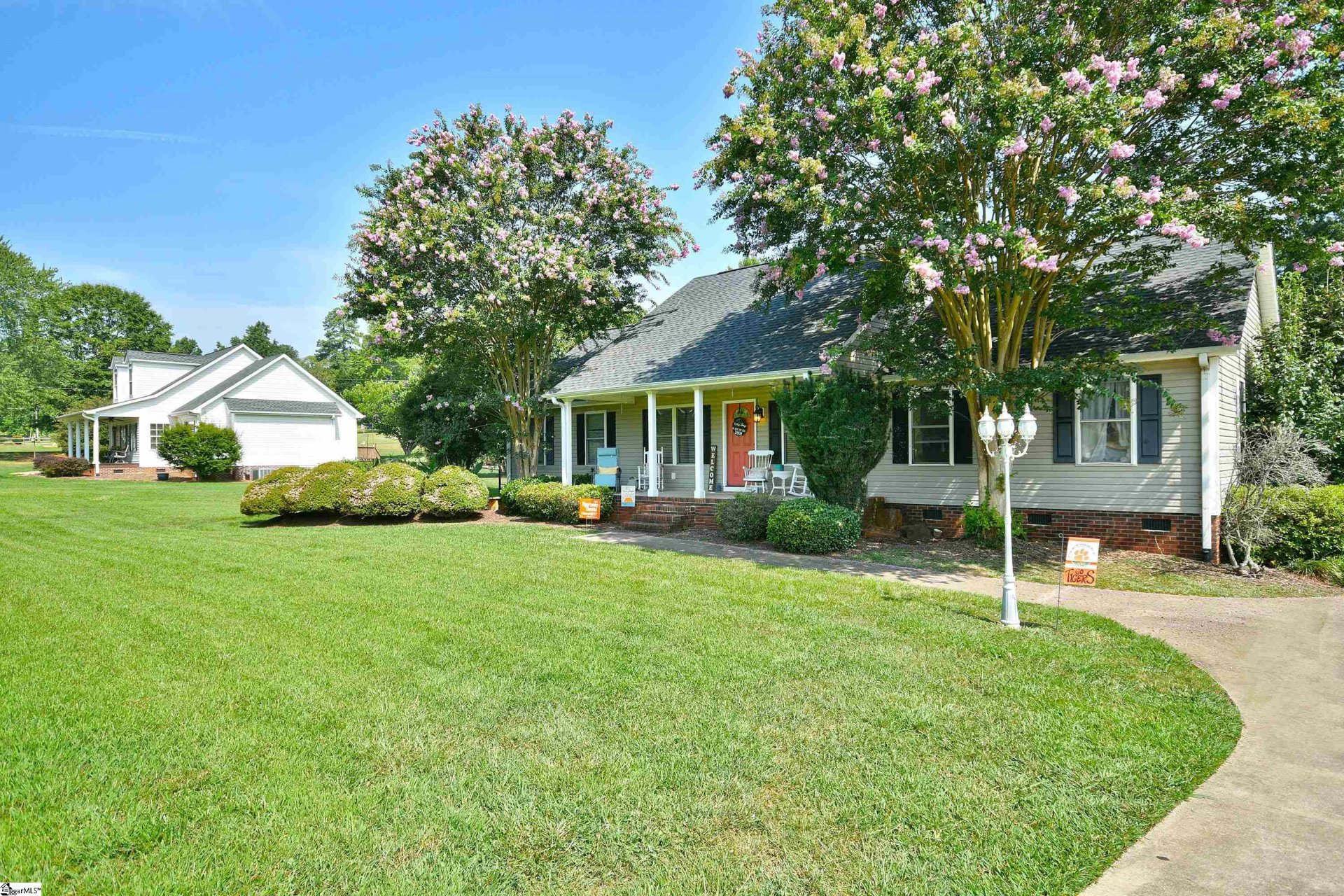 Property image 1 at 512 Slickum Road, Easley, SC 29640