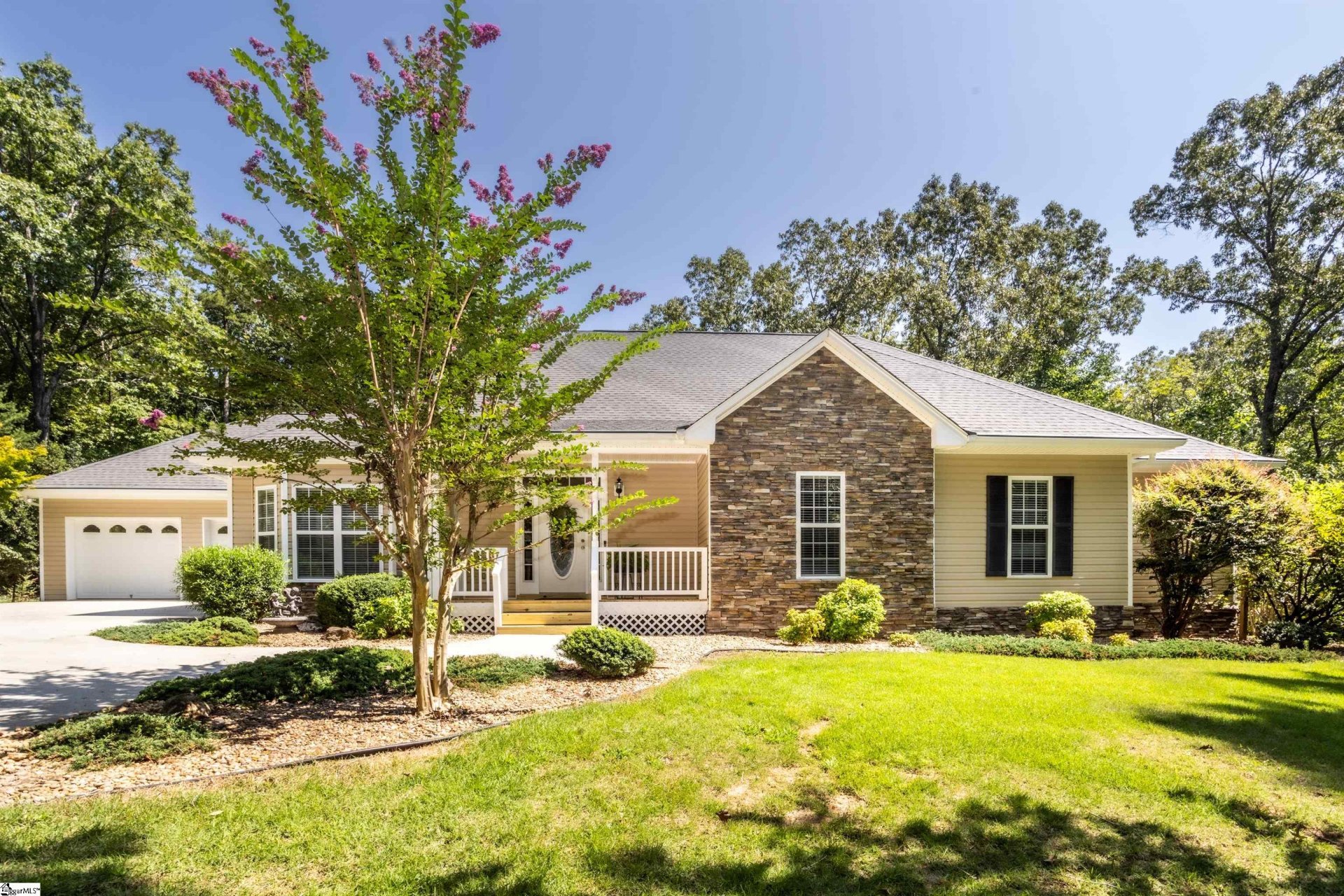 Property image 1 at 105 Fish Hawk Road, Cleveland, SC 29635