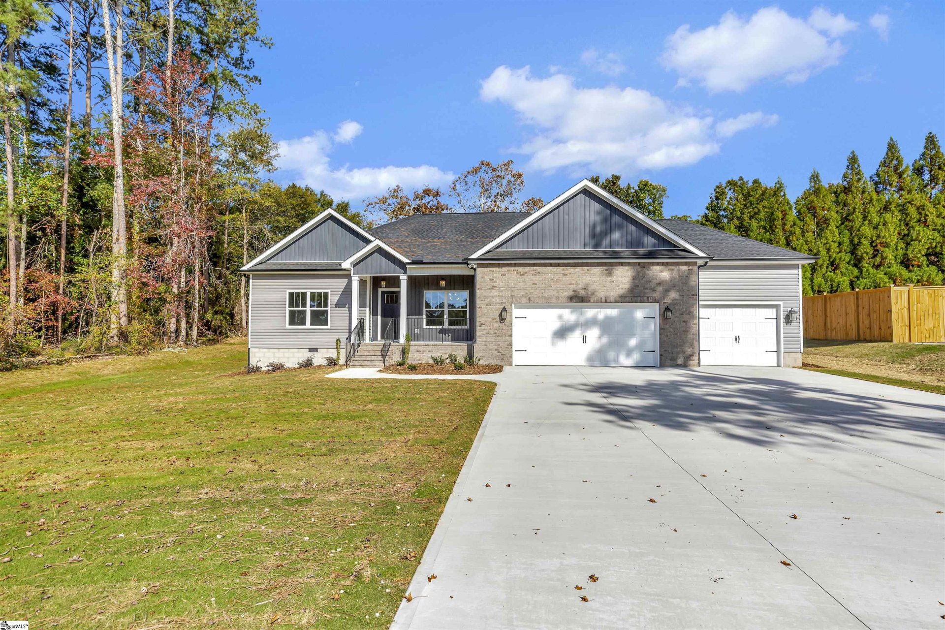 Property image 1 at 617 Regency Circle, Anderson, SC 29625