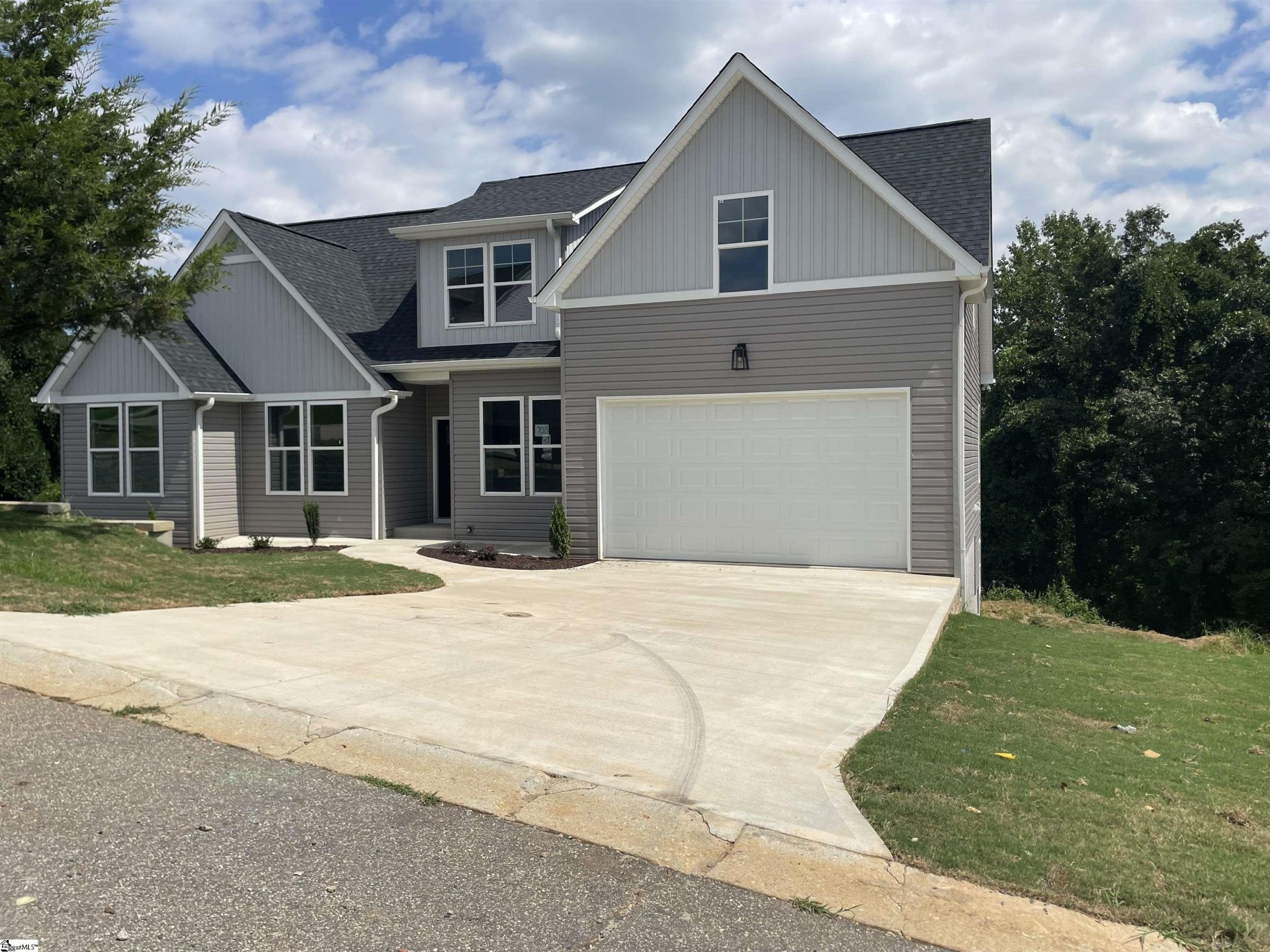 Property image 1 at 705 Rockcliff Street, Greenville, SC 29617