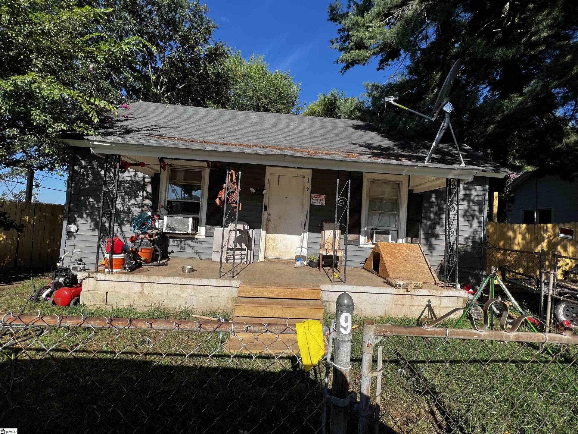 Property image 1 at 9 7th Street, Greer, SC 29651