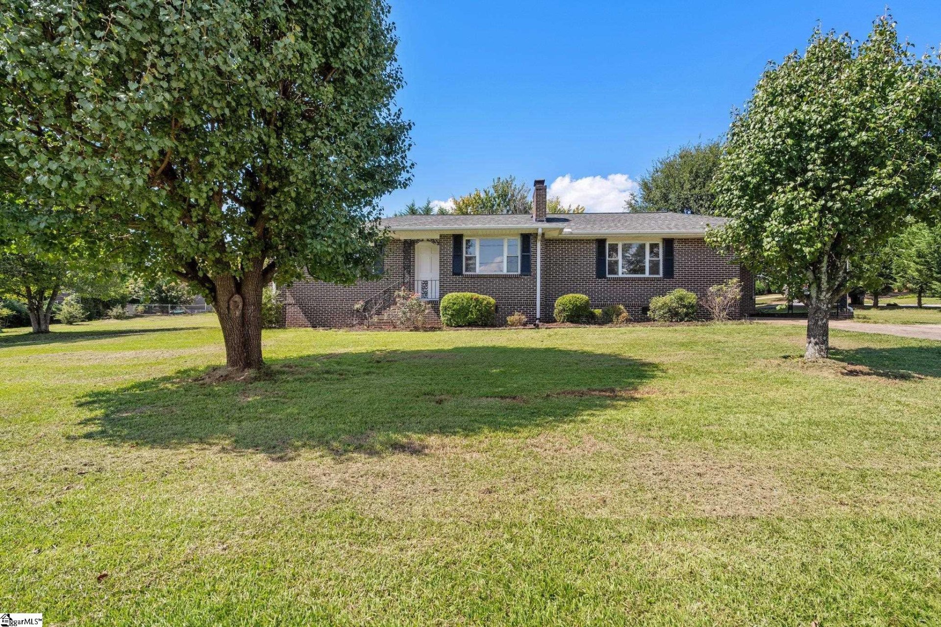 Property image 1 at 105 Hillside Drive, Greer, SC 29651