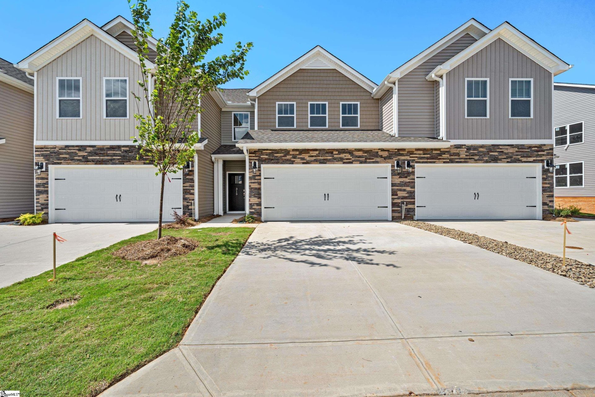 Property image 1 at 346 Cub Court, Greenville, SC 29609