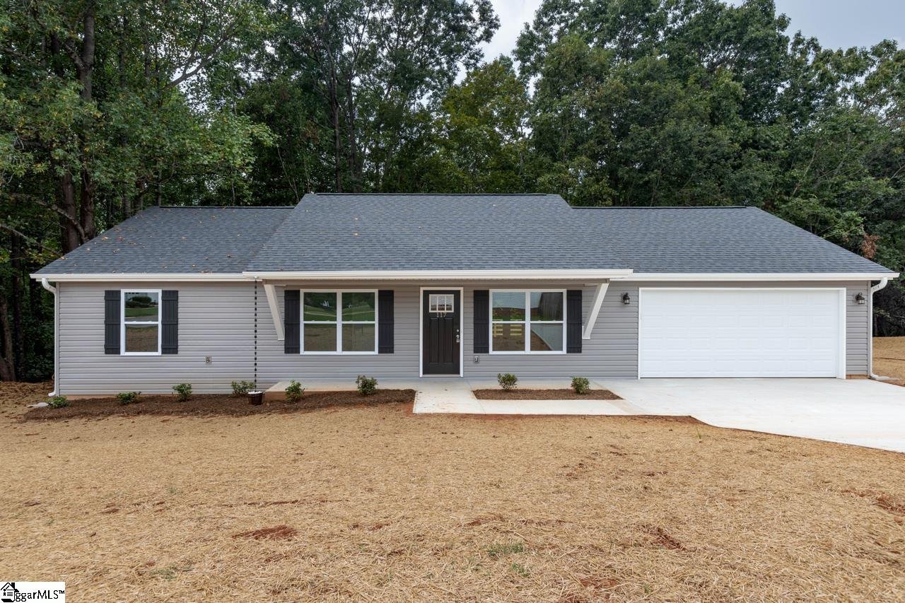 Property image 1 at 117 PATIO Road, Easley, SC 29642