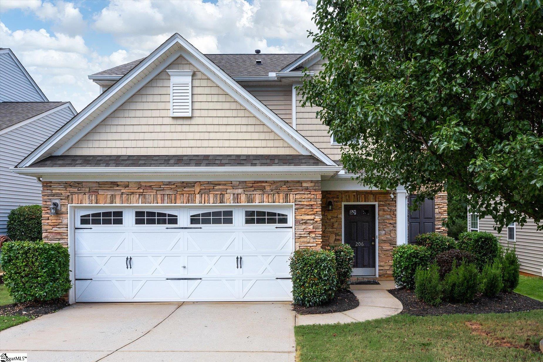 Property image 1 at 206 KNOLL RIDGE Drive, Greer, SC 29651-5118