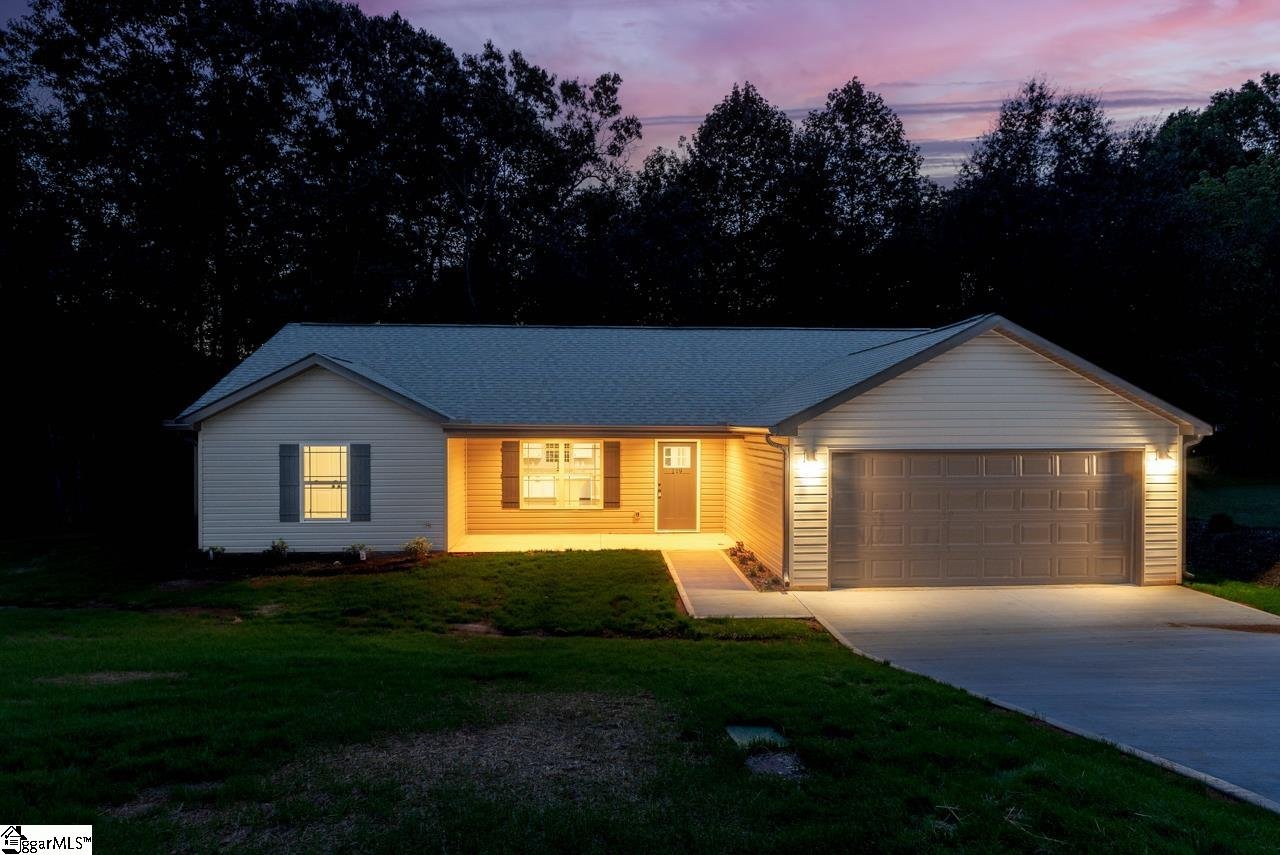 Property image 1 at 119 PATIO Road, Easley, SC 29642