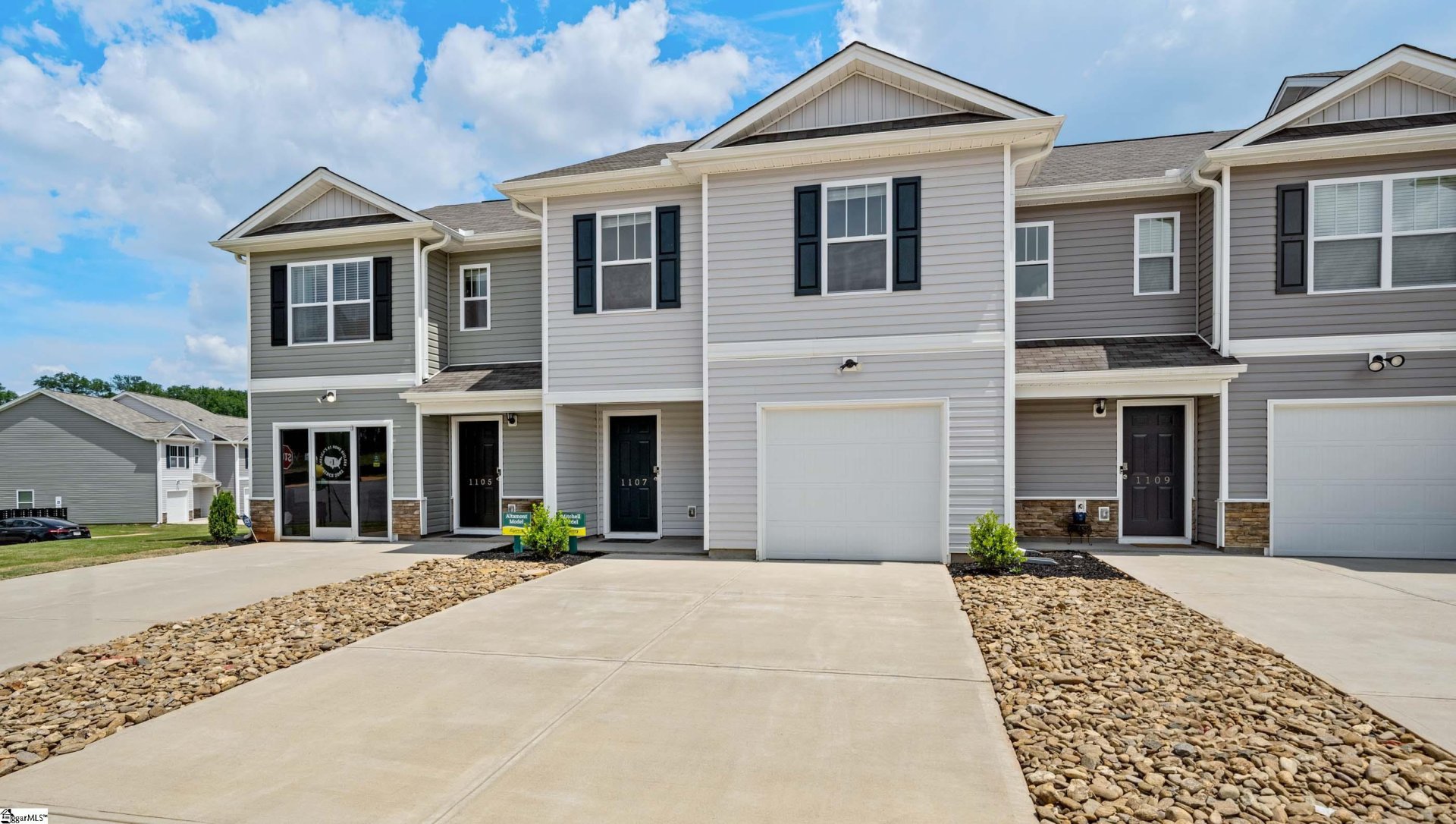 Property image 1 at 1215 N Norwhich Lane, Spartanburg, SC 29301