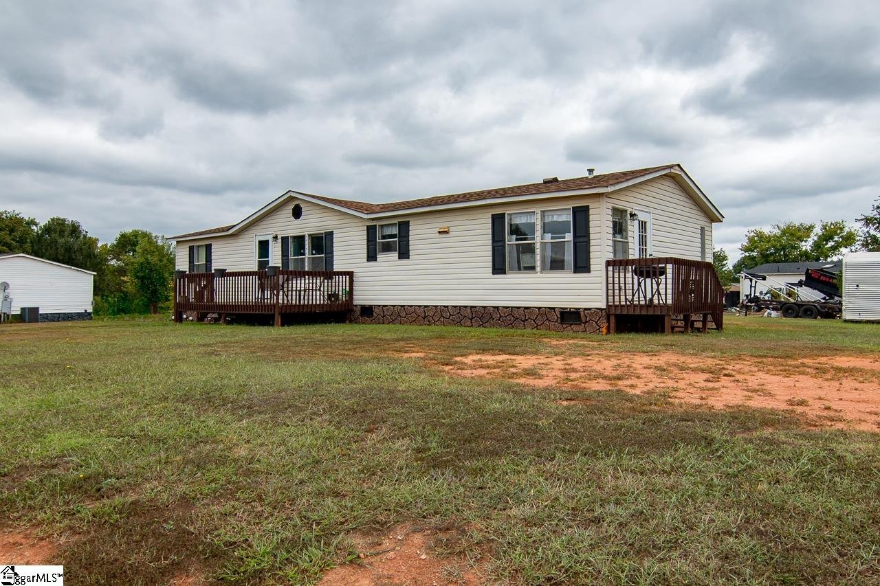 Property image 1 at 202 Premier Drive, Piedmont, SC 29673