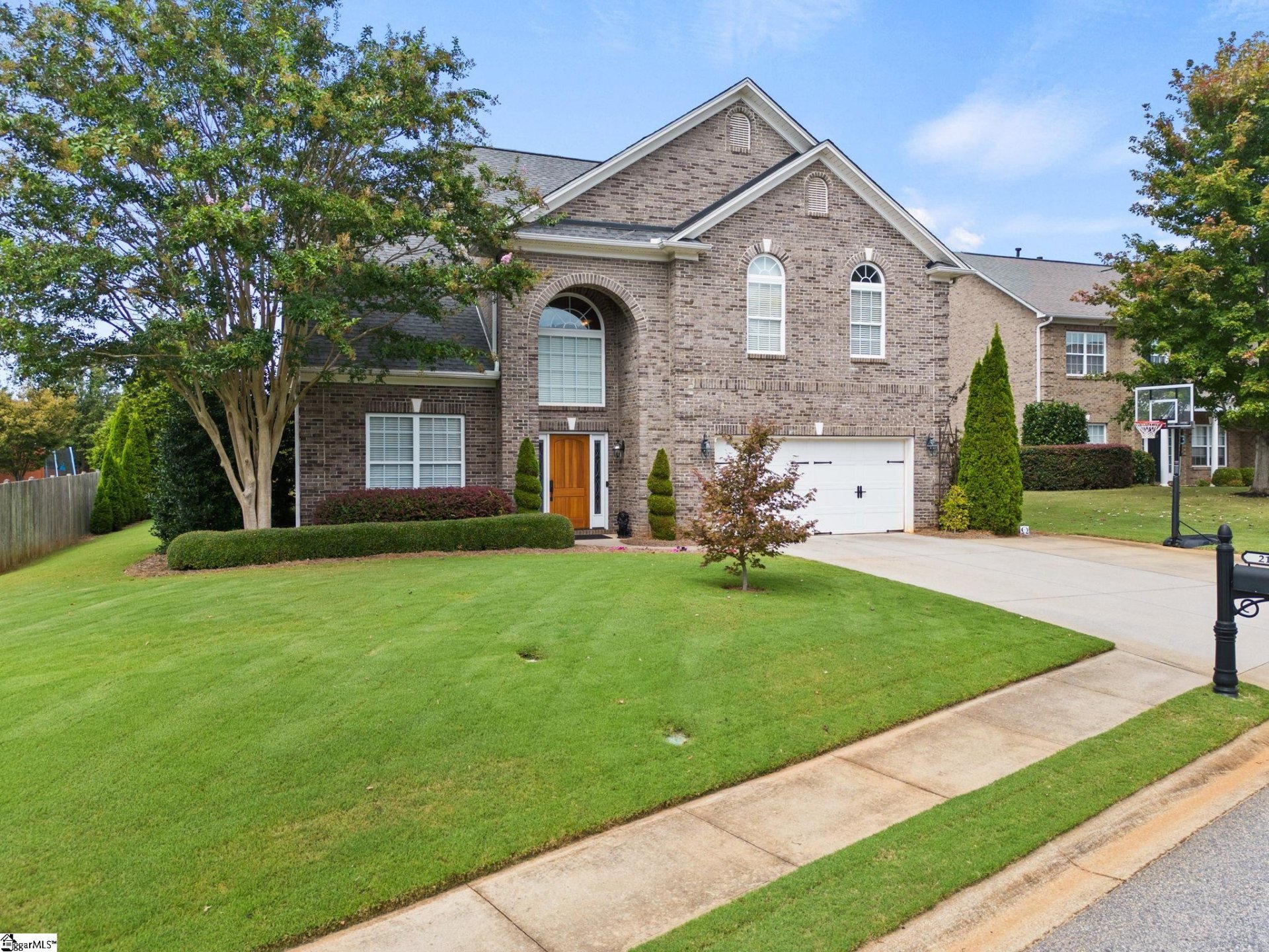 Property image 1 at 211 Haddington Lane, Greenville, SC 29609