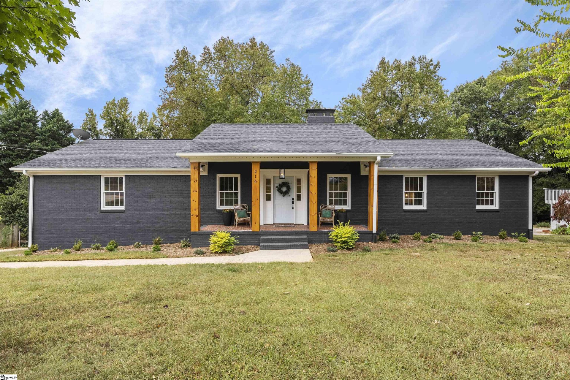 Property image 1 at 210 Hermitage Road, Greenville, SC 29615