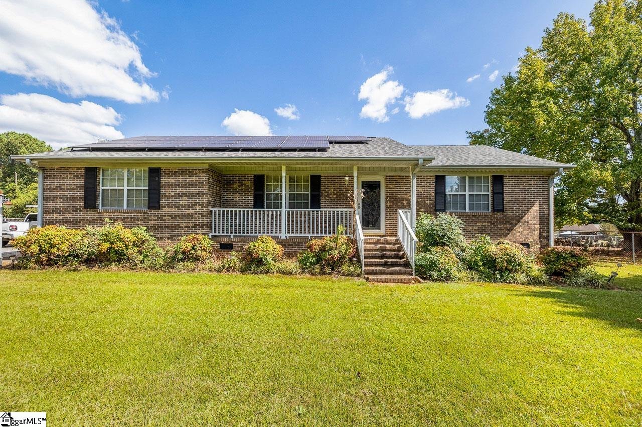 Property image 1 at 213 Ashmore Bridge Road, Mauldin, SC 29662