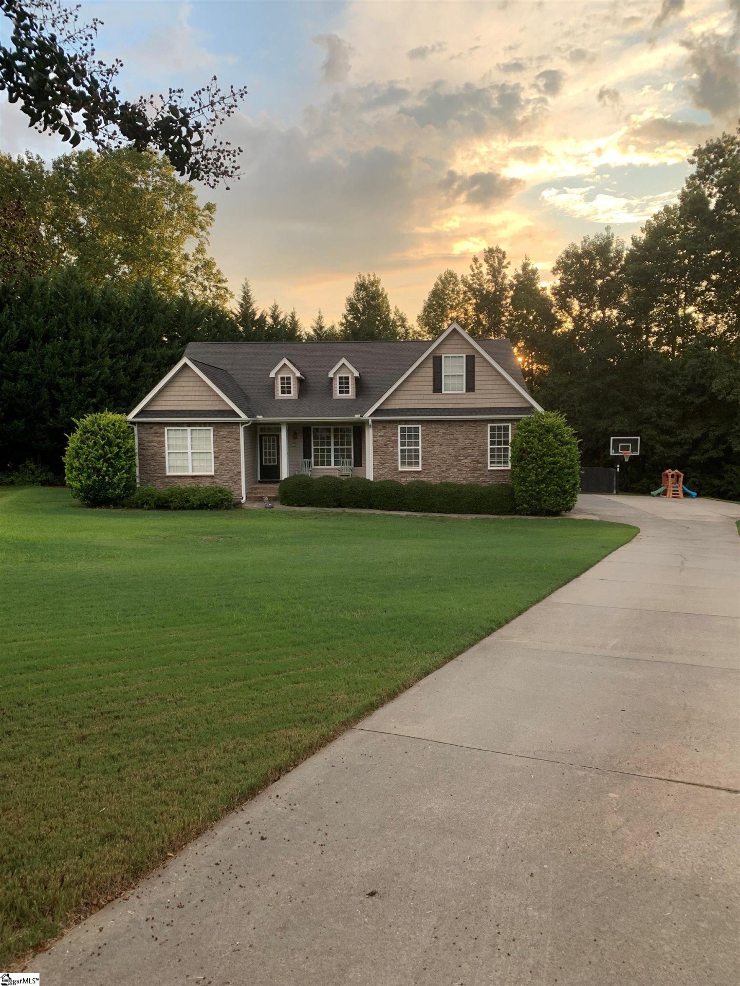 Property image 1 at 7 Duchess Court, Travelers Rest, SC 29690