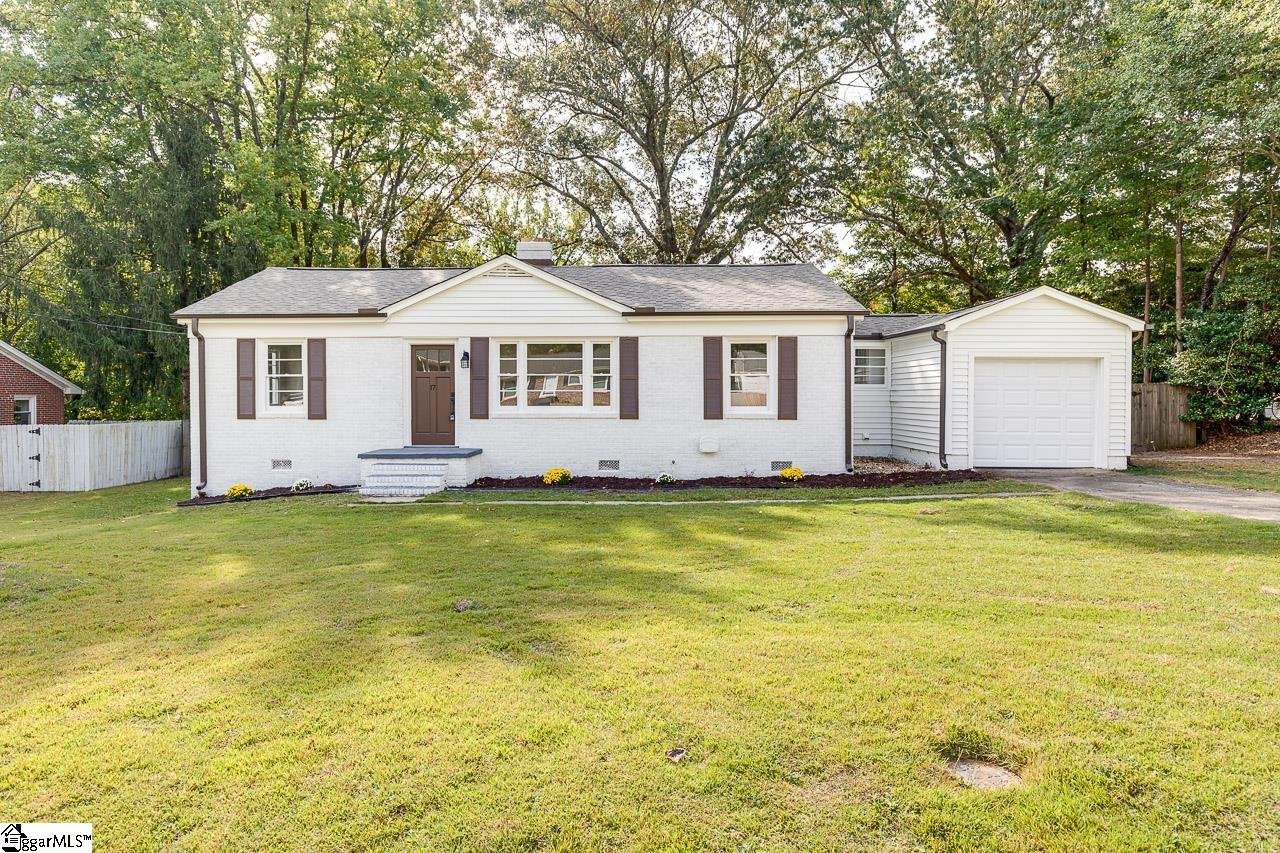 Property image 1 at 17 Runion Drive, Taylors, SC 29687