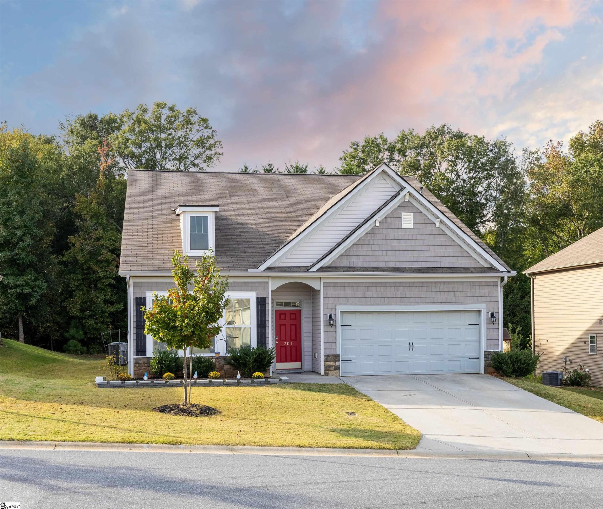 Property image 1 at 201 Wildflower Road, Easley, SC 29642