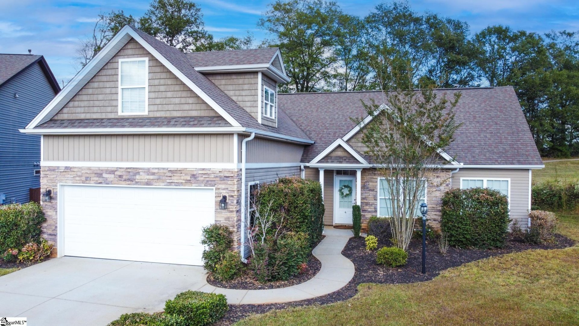 Property image 1 at 4 Topsfield Court, Greenville, SC 29605