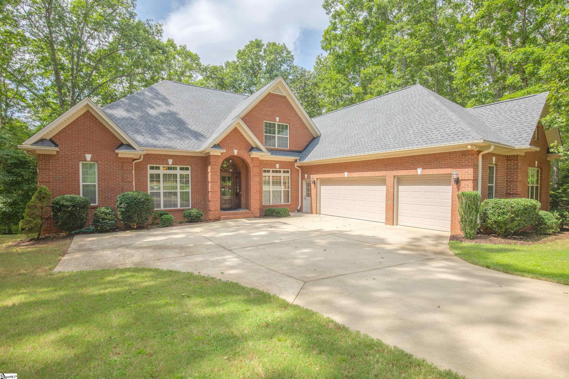 Property image 1 at 229 Yorkswell Lane, Greenville, SC 29607