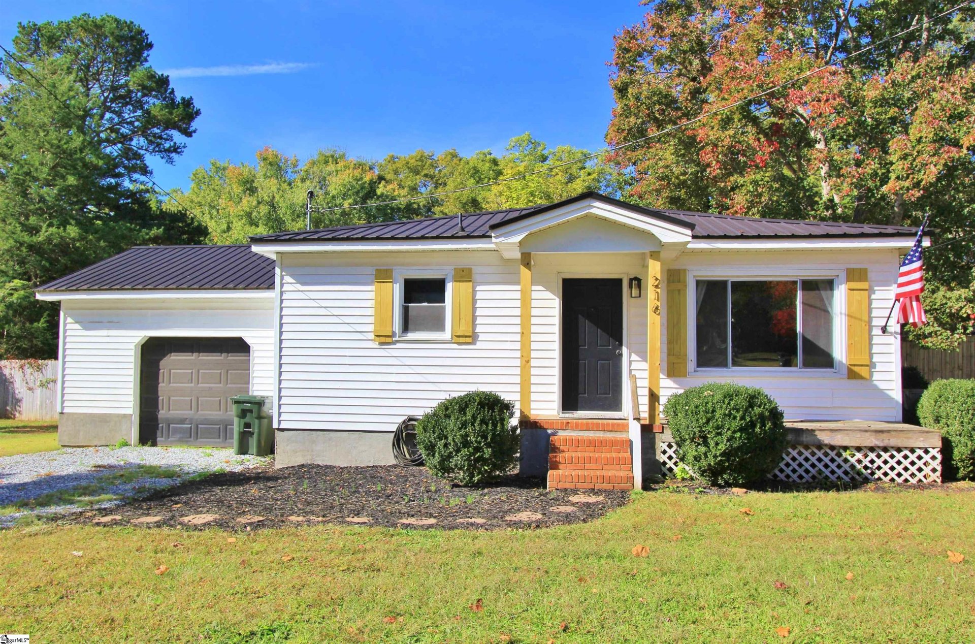 Property image 1 at 216 Mark Street, Easley, SC 29640