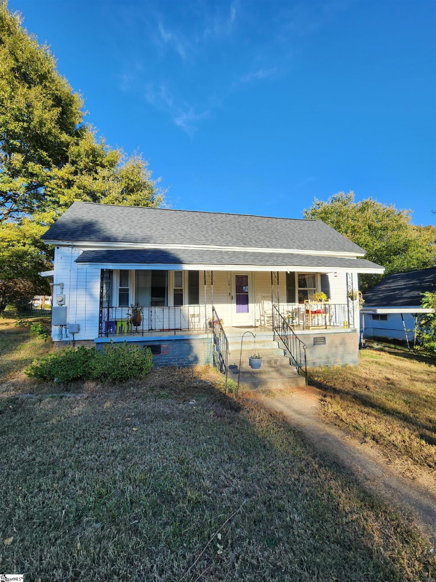 Property image 1 at 201 S 7th Street, Easley, SC 29640