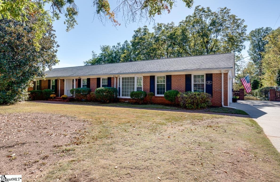 Property at 100 Emory Road, Spartanburg, SC 29307-2905