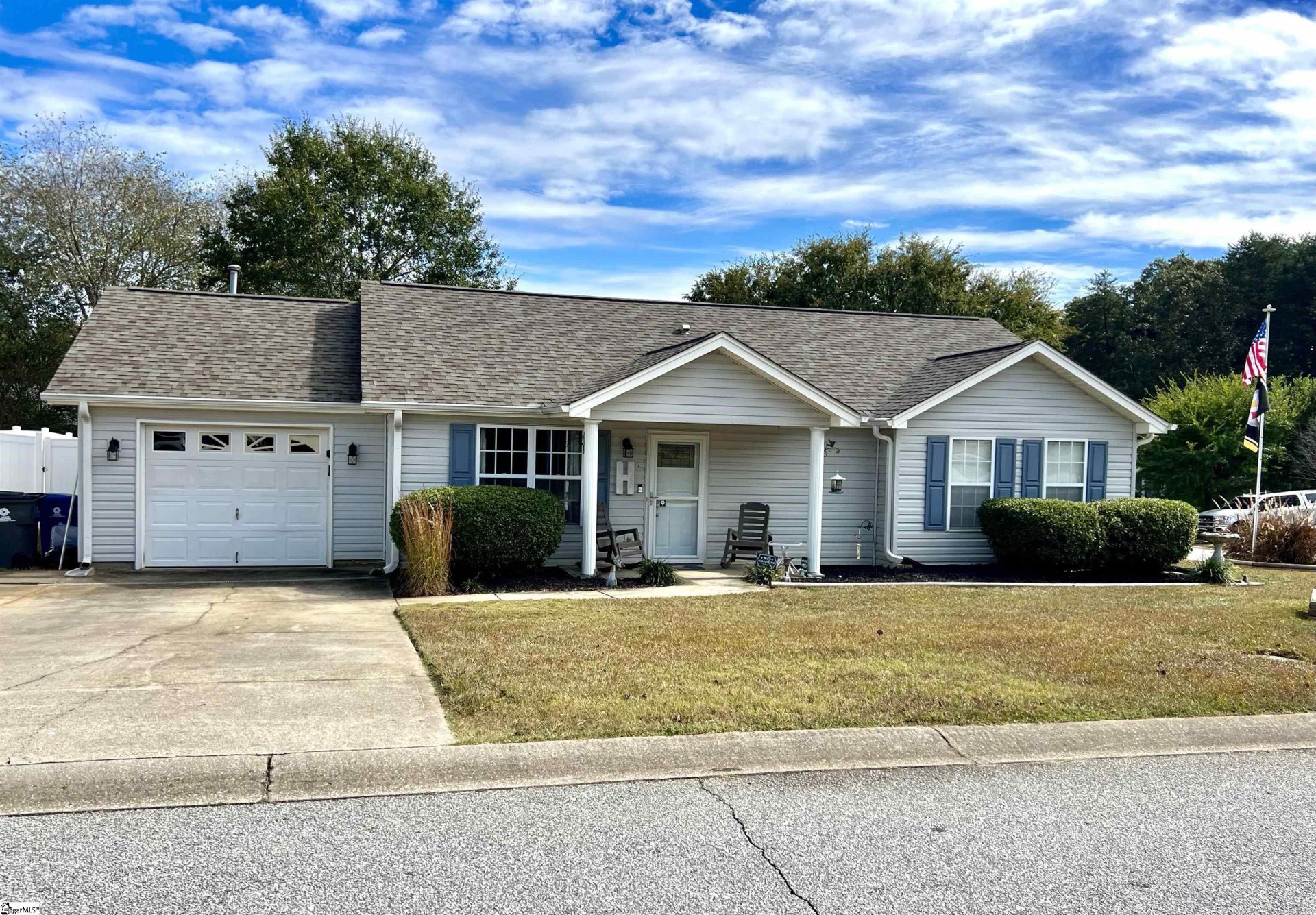 Property image 1 at 2 Bobber Court, Taylors, SC 29687