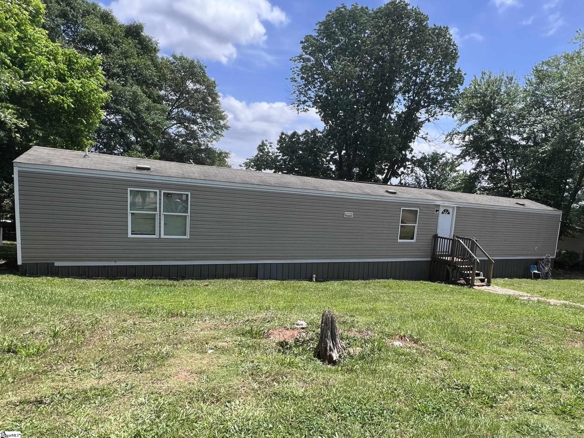 Property image 1 at 107 Wellington Road, Wellford, SC 29385