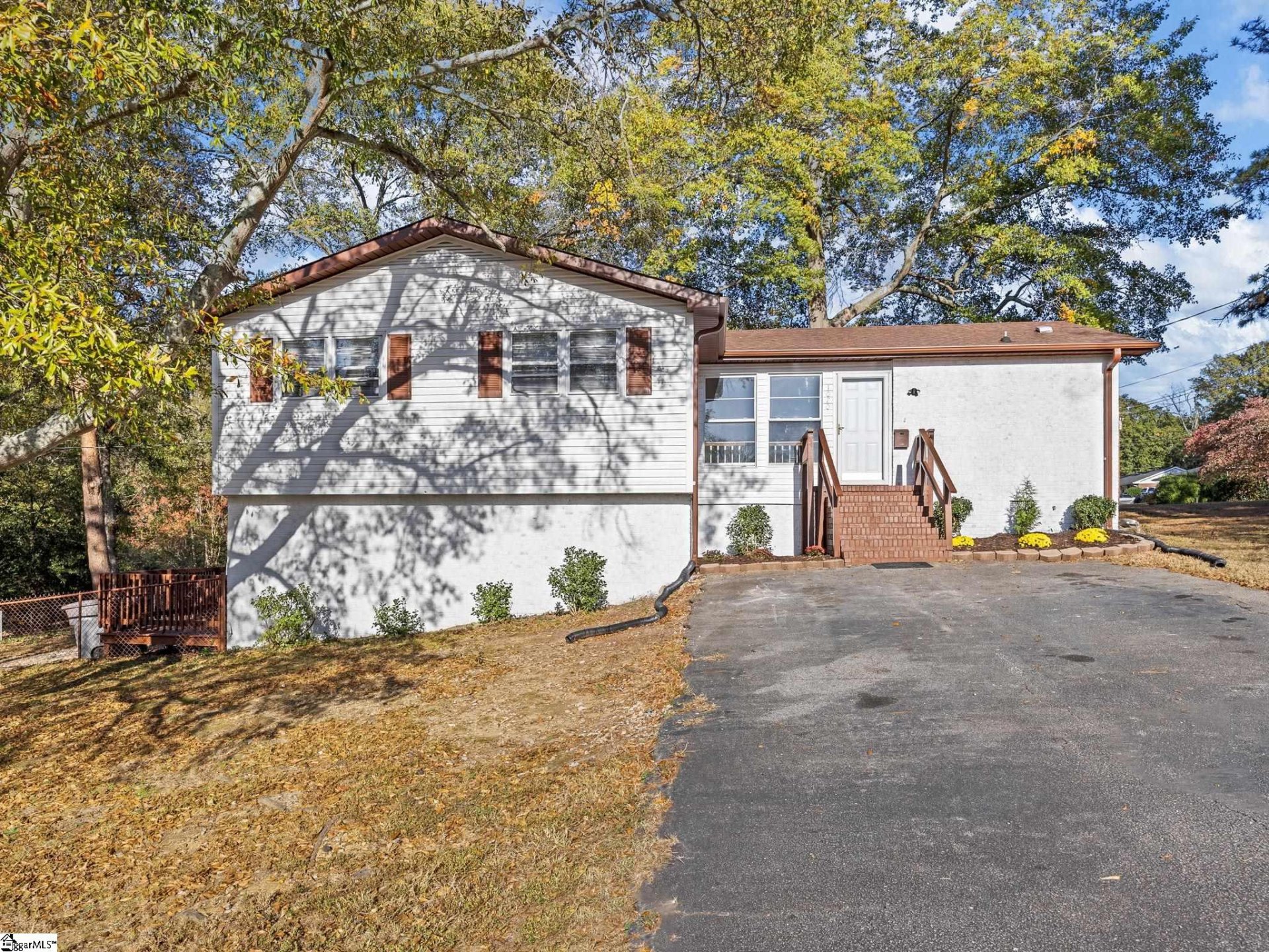 Property image 1 at 1070 Hopkins Street, Spartanburg, SC 29307