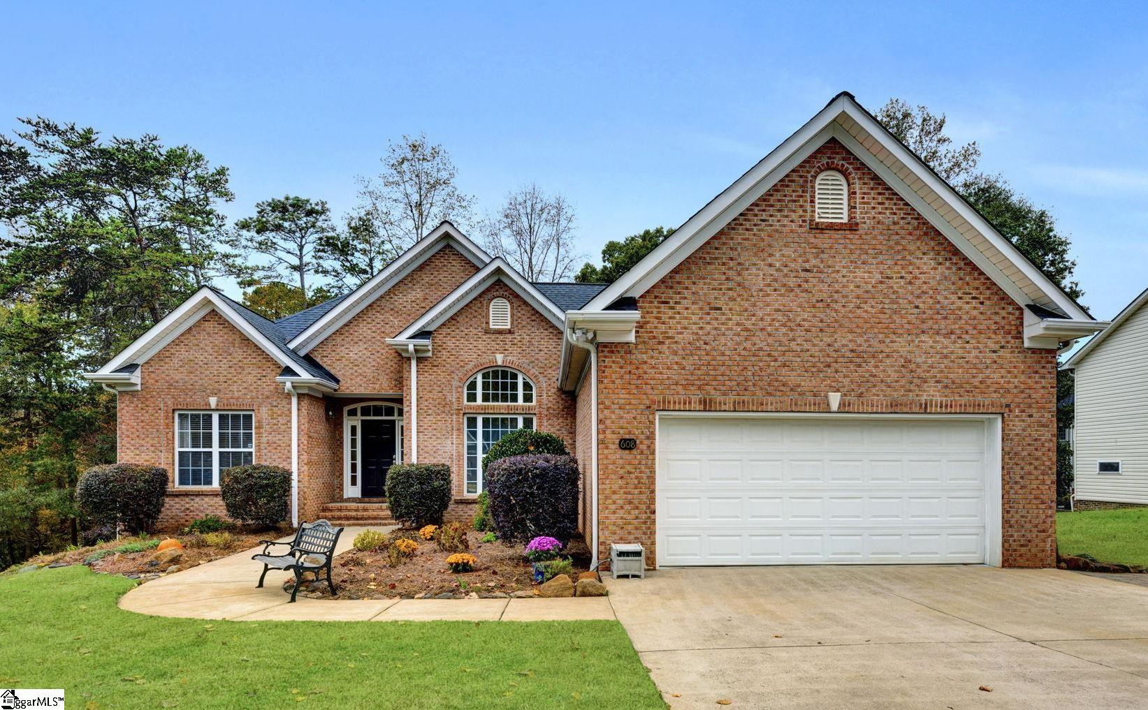 Property image 1 at 608 Scenic Oak Drive, Moore, SC 29369