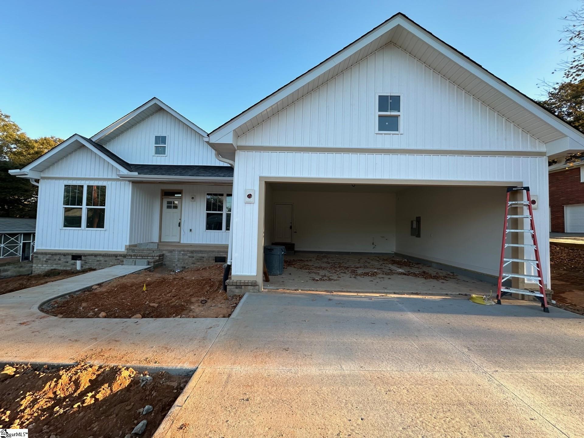 Property image 1 at 309 Birchwood Lane, Mauldin, SC 29662