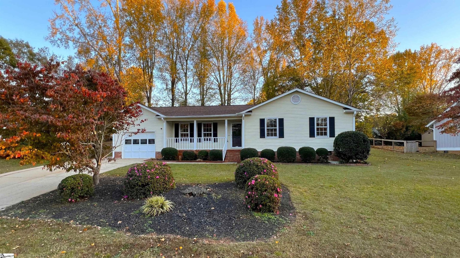 Property image 1 at 807 Brentwood Way, Simpsonville, SC 29680