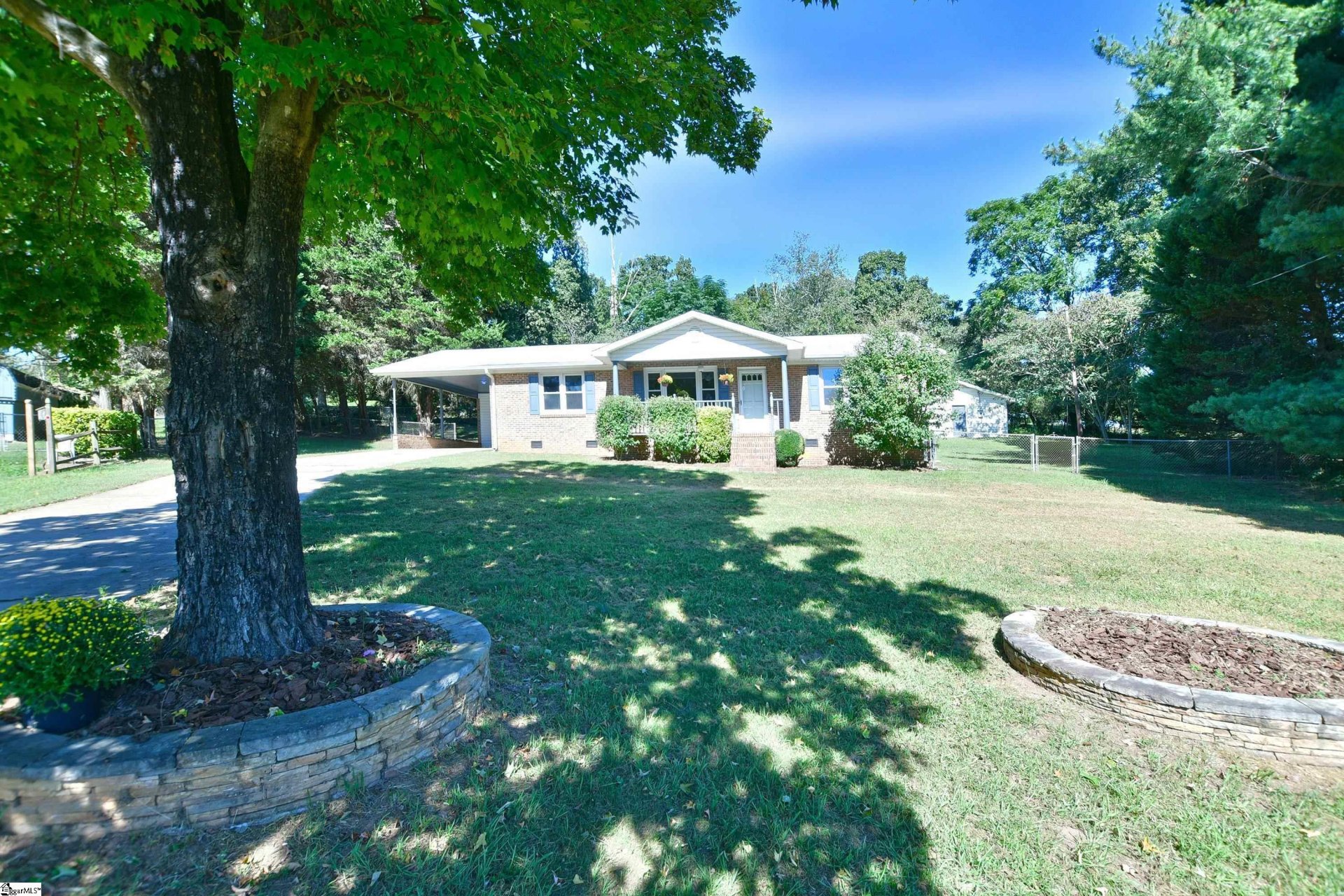 Property image 1 at 115 Bentwood Drive, Piedmont, SC 29673