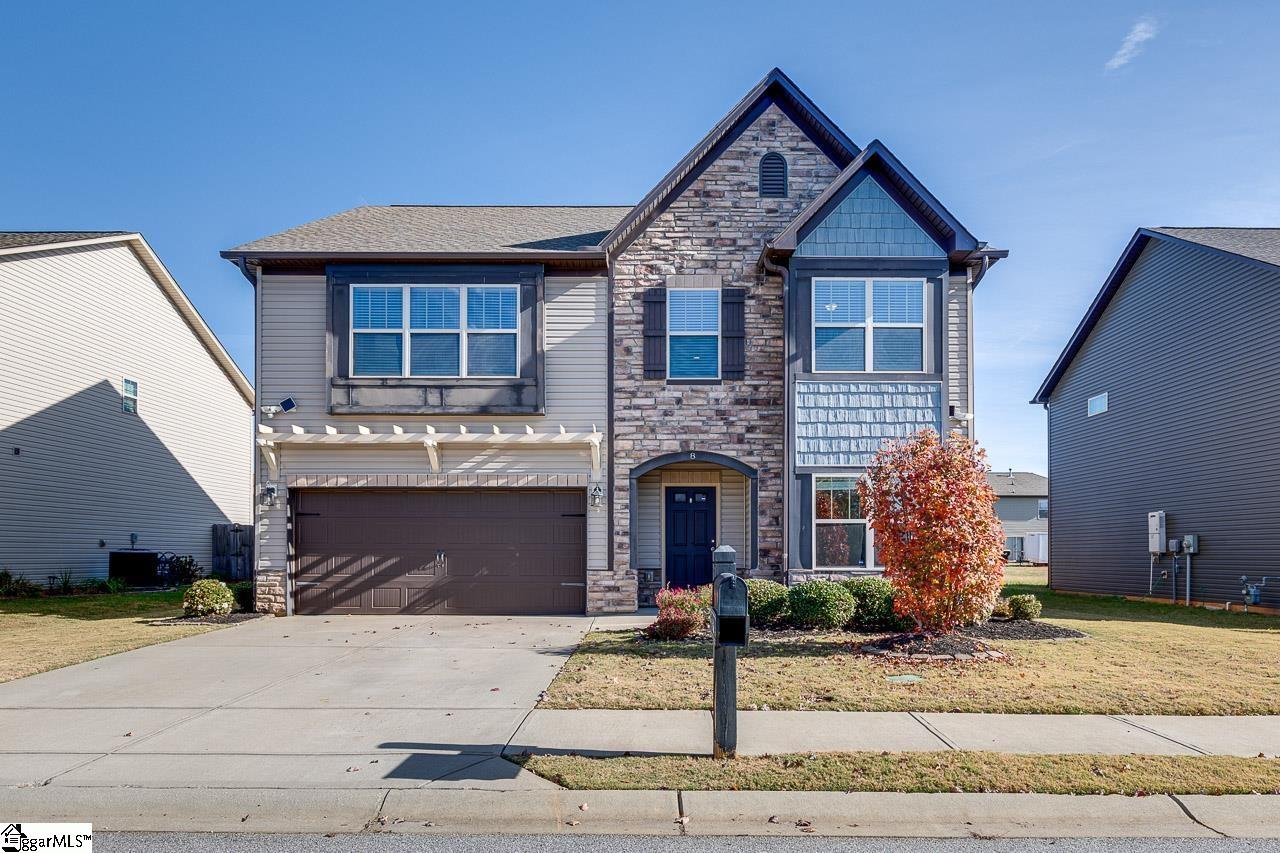 Property image 1 at 8 Chadmore Street, Simpsonville, SC 29680