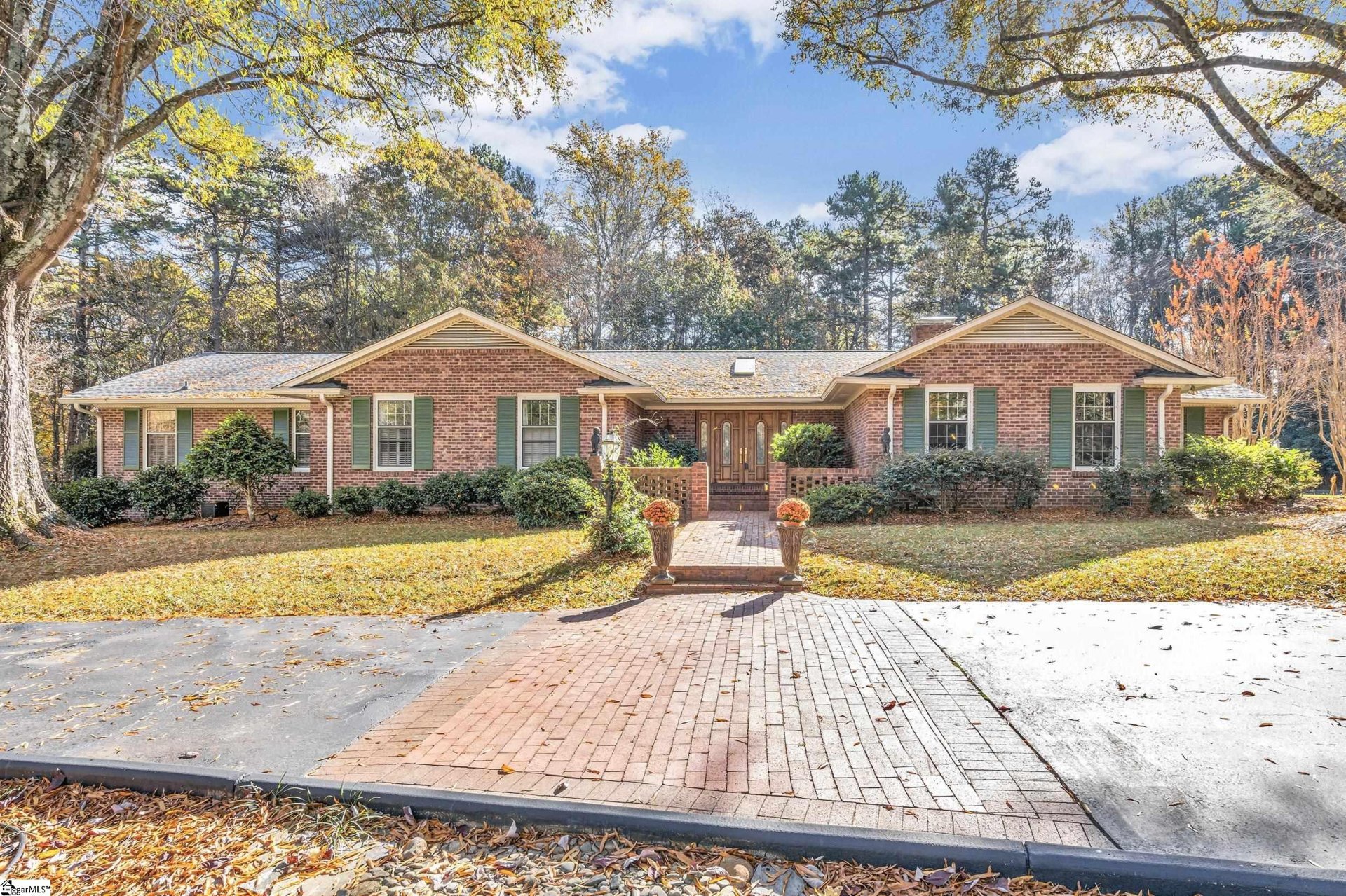 Property image 1 at 8 Wellesley Way, Greenville, SC 29615