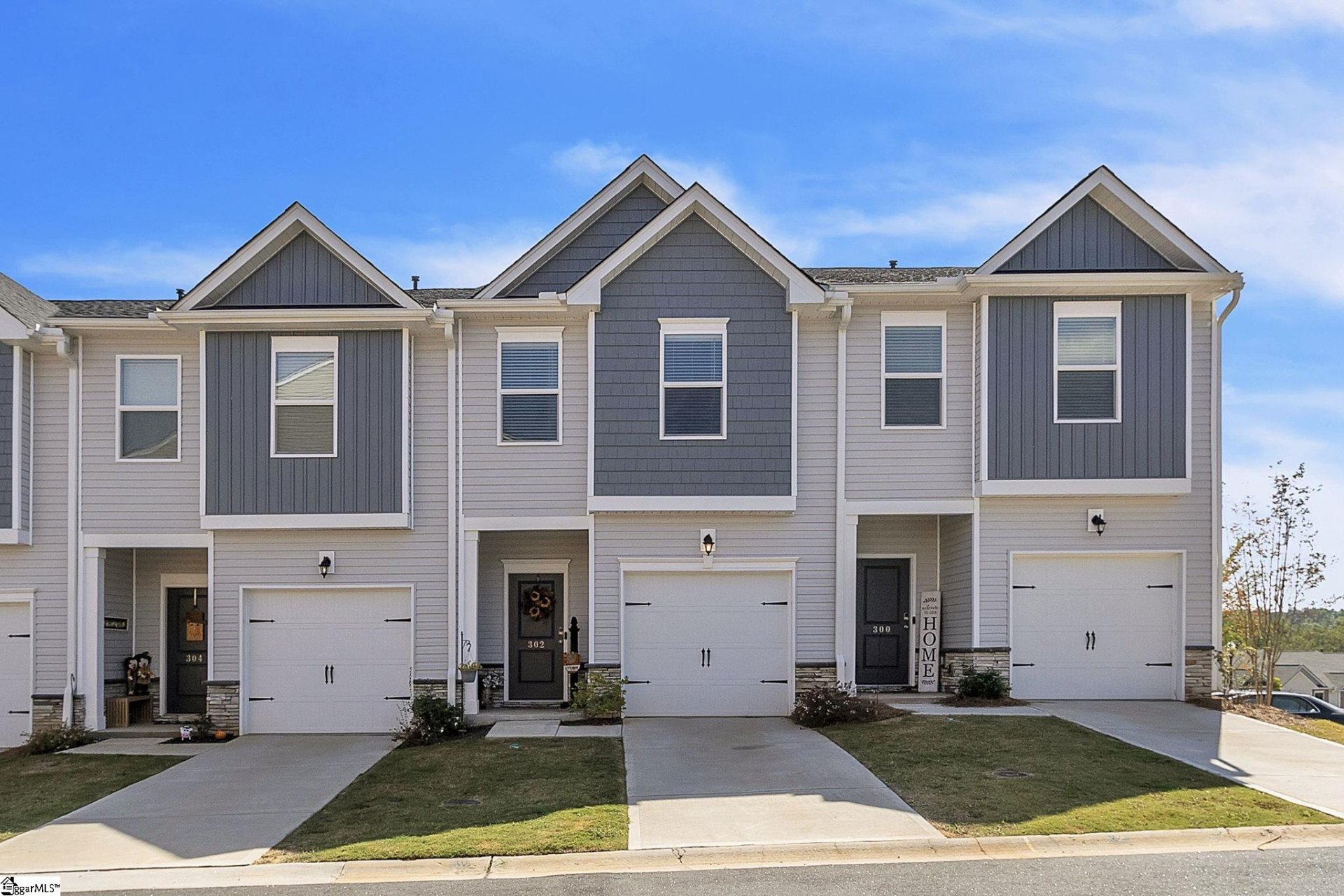 Property image 1 at 302 Laurel Park Drive, Greenville, SC 29607