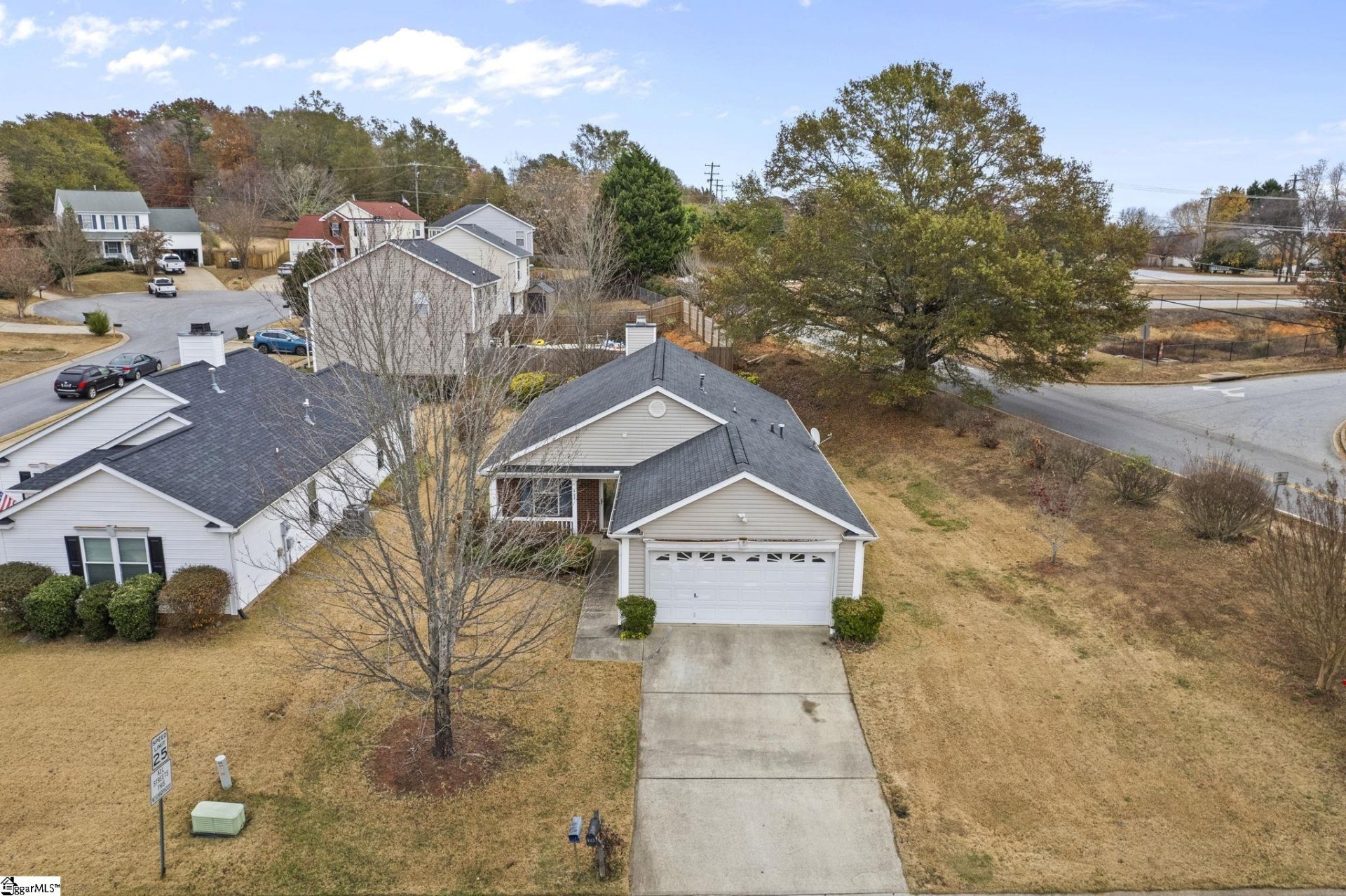 Property image 1 at 403 Hampton Ridge Drive, Greer, SC 29651